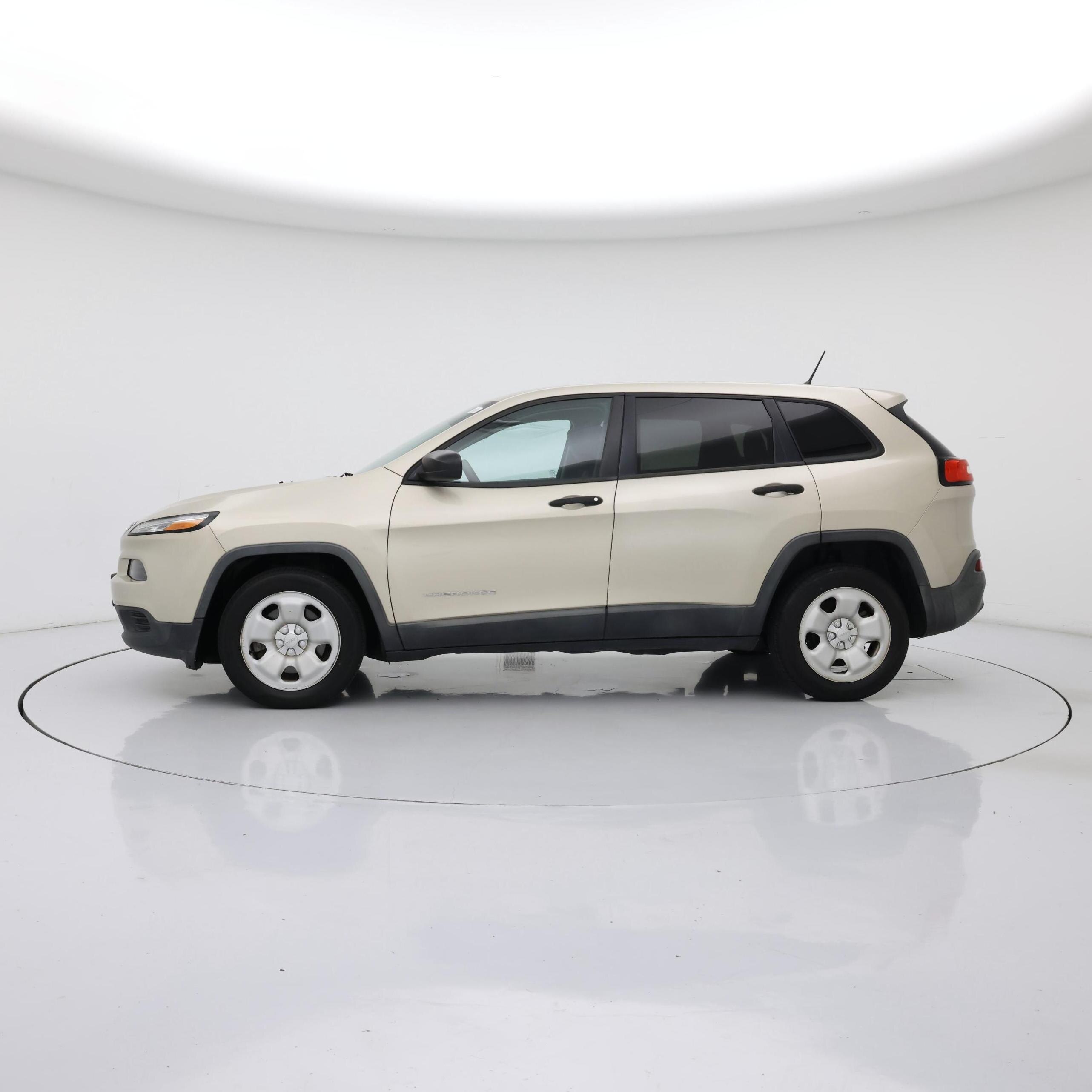 Thumbnail: 2015 Jeep Cherokee - 3