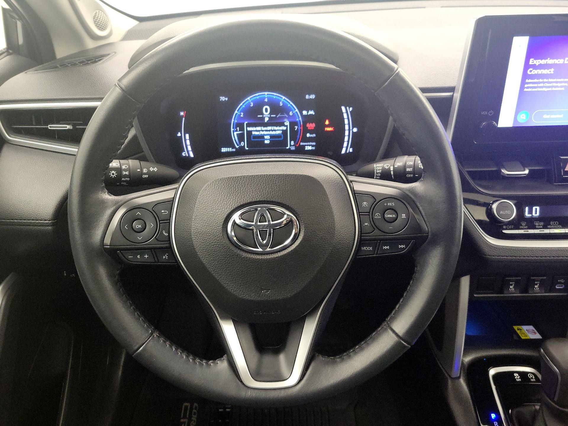 Thumbnail: 2023 Toyota Corolla Cross - 10