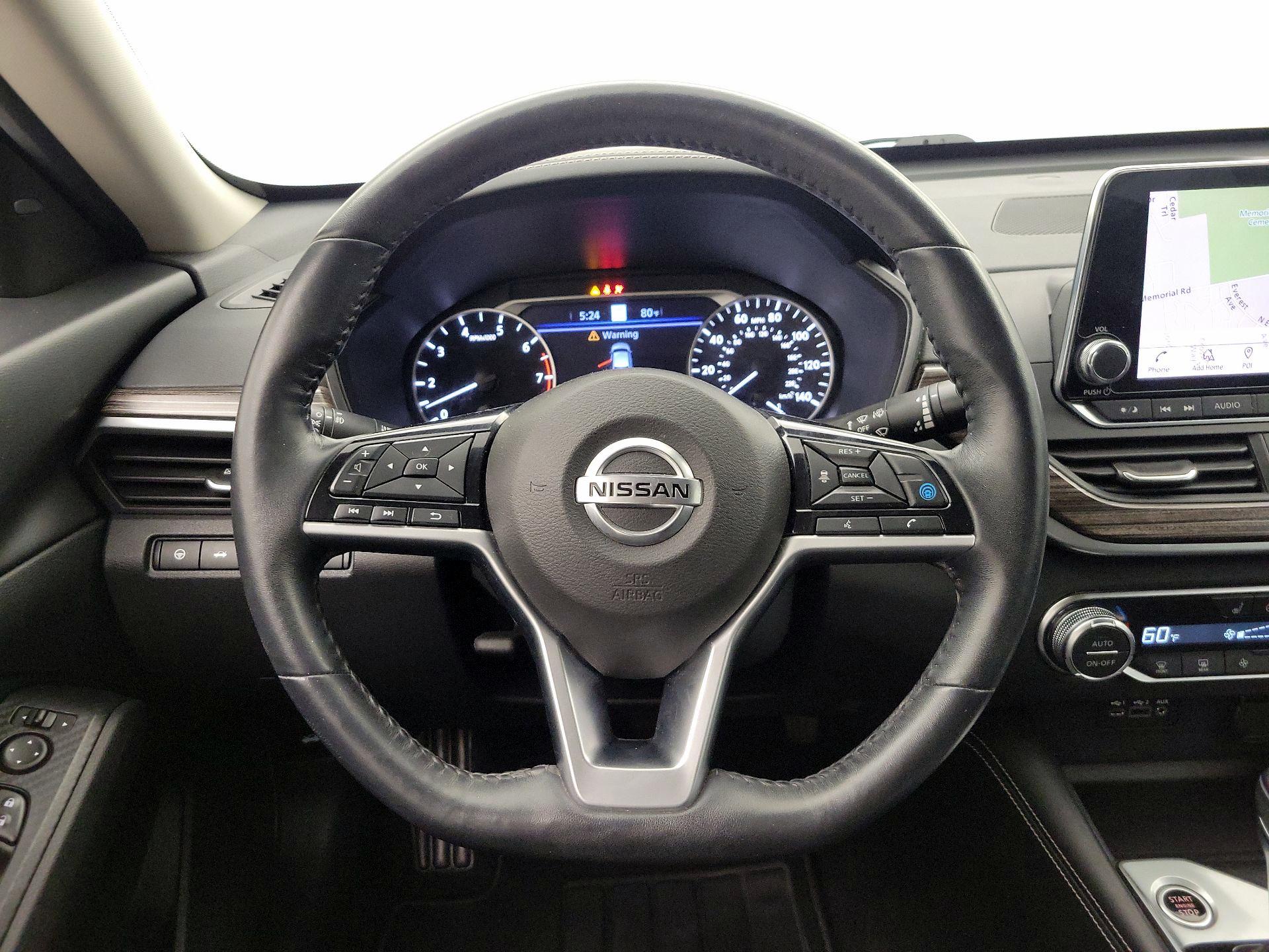 Thumbnail: 2019 Nissan Altima - 10