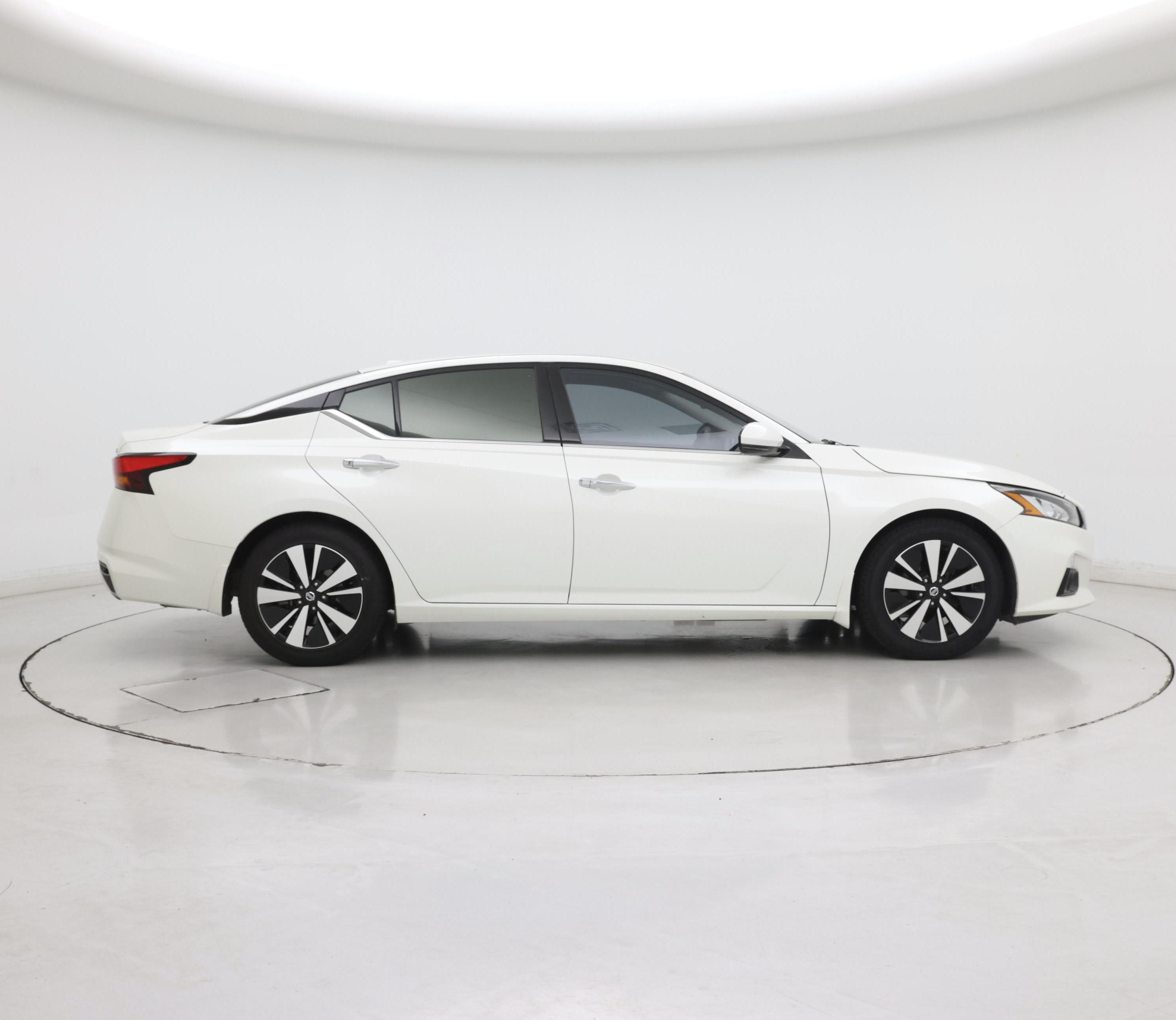 Thumbnail: 2019 Nissan Altima - 7