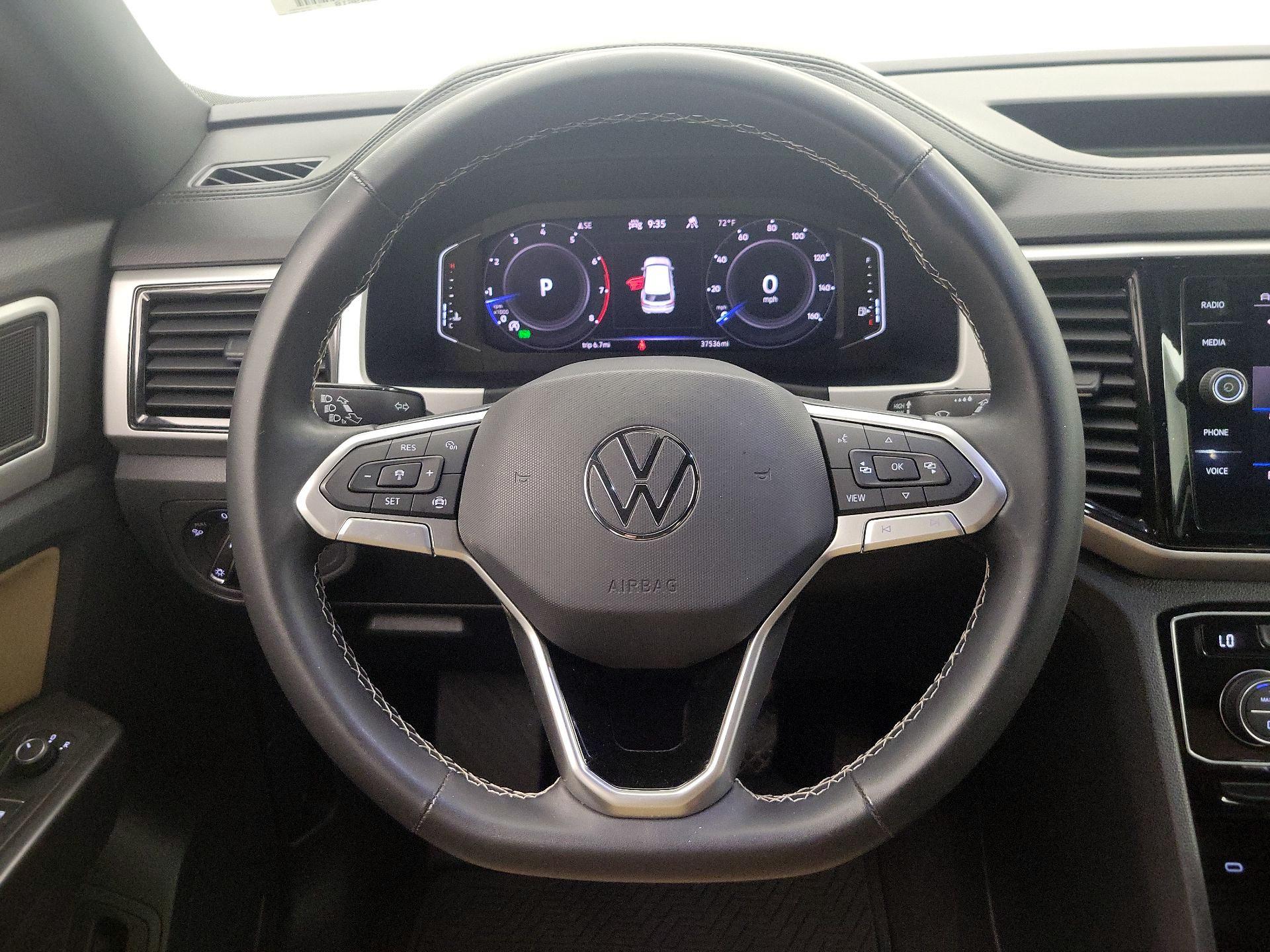 Thumbnail: 2022 Volkswagen Atlas - 10