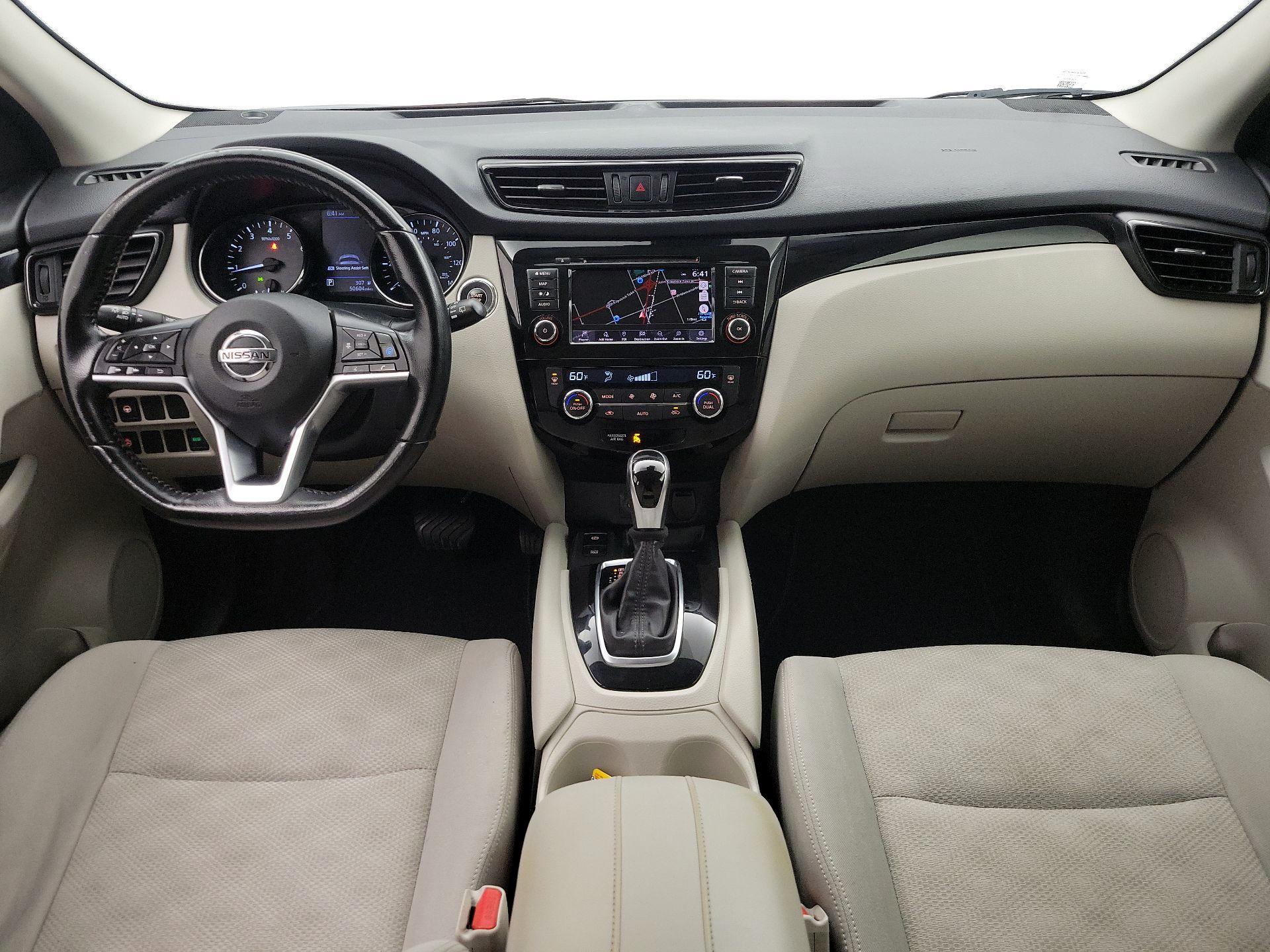 Thumbnail: 2019 Nissan Rogue Sport - 9