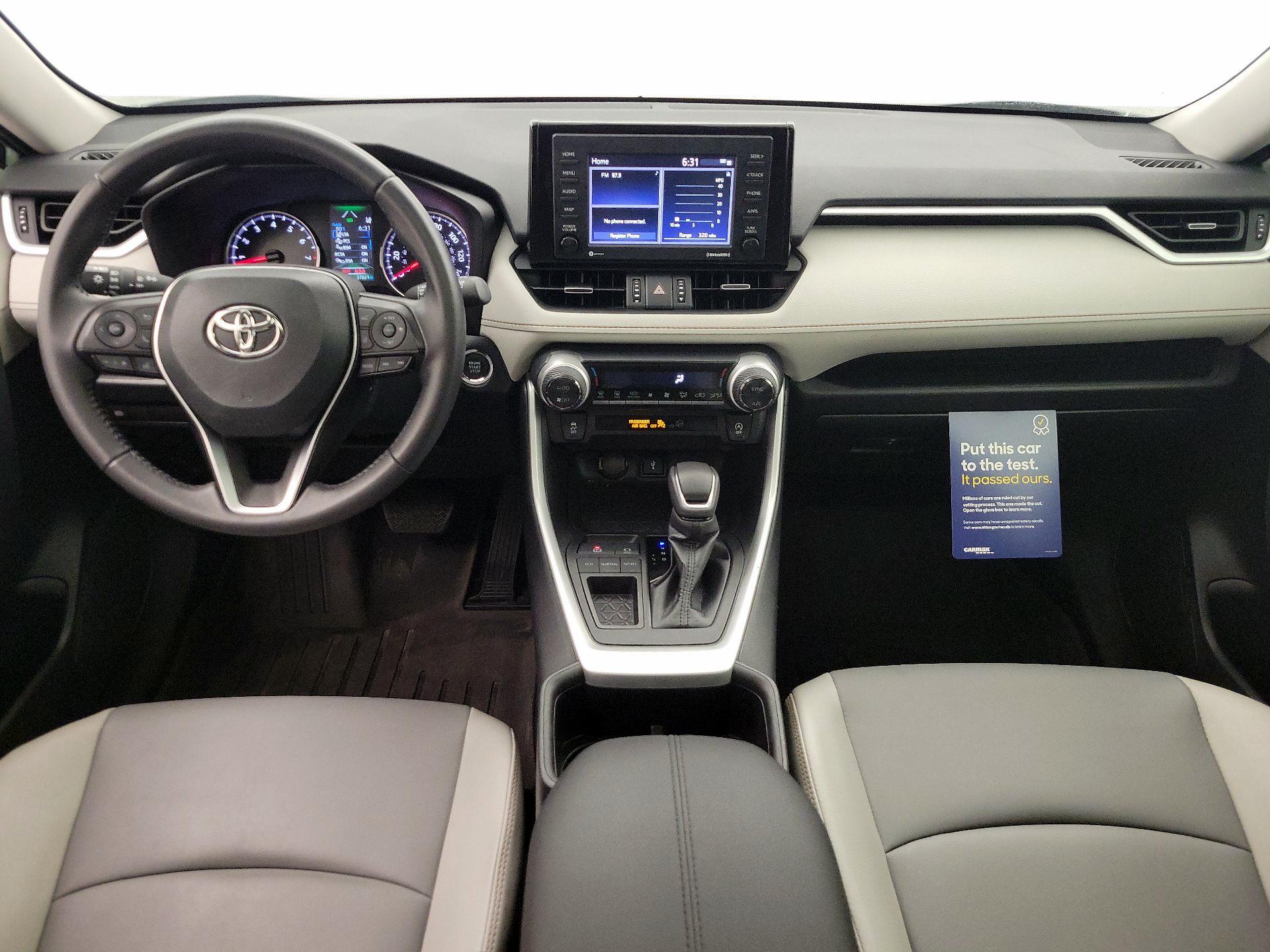 Thumbnail: 2022 Toyota RAV4 - 9