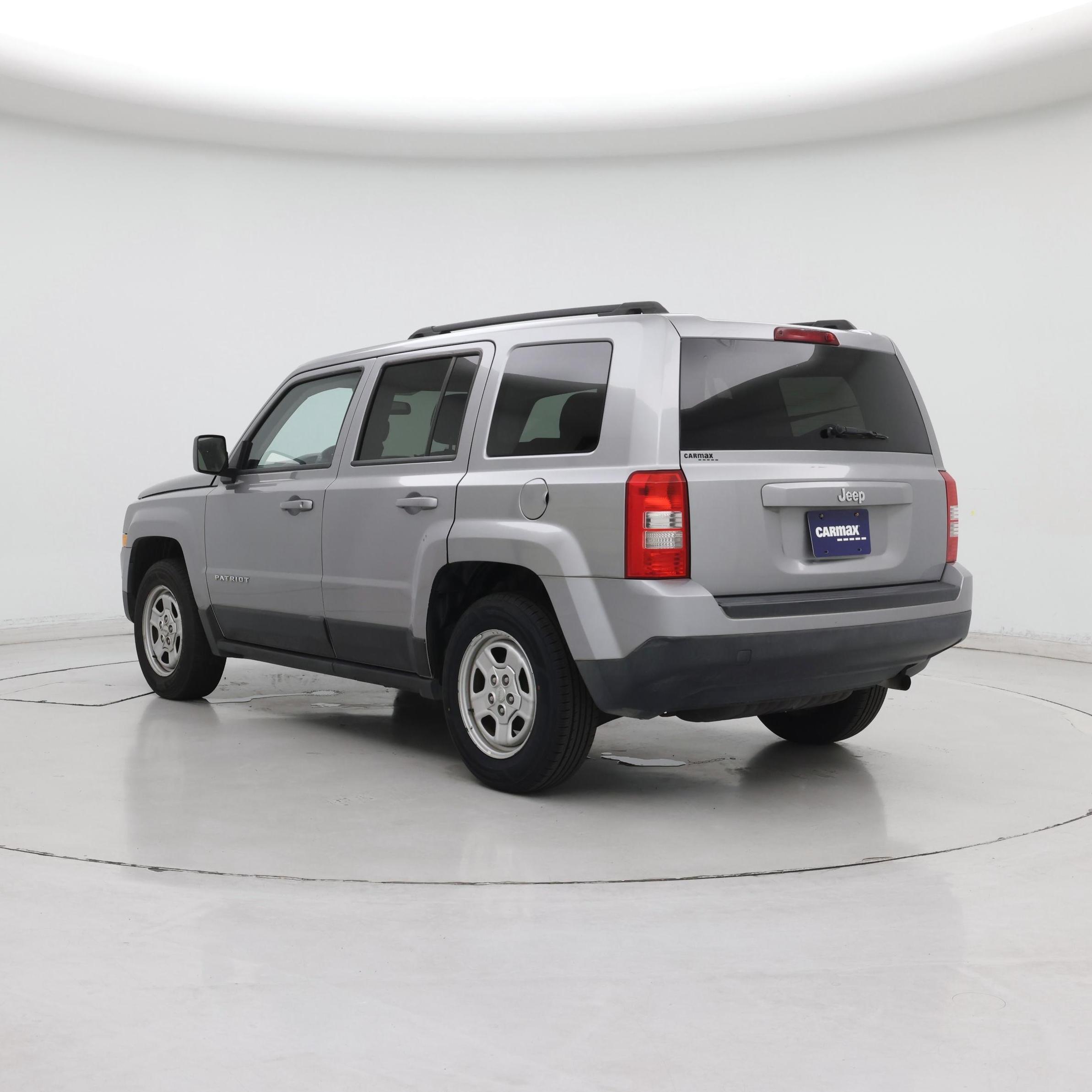Thumbnail: 2015 Jeep Patriot - 2