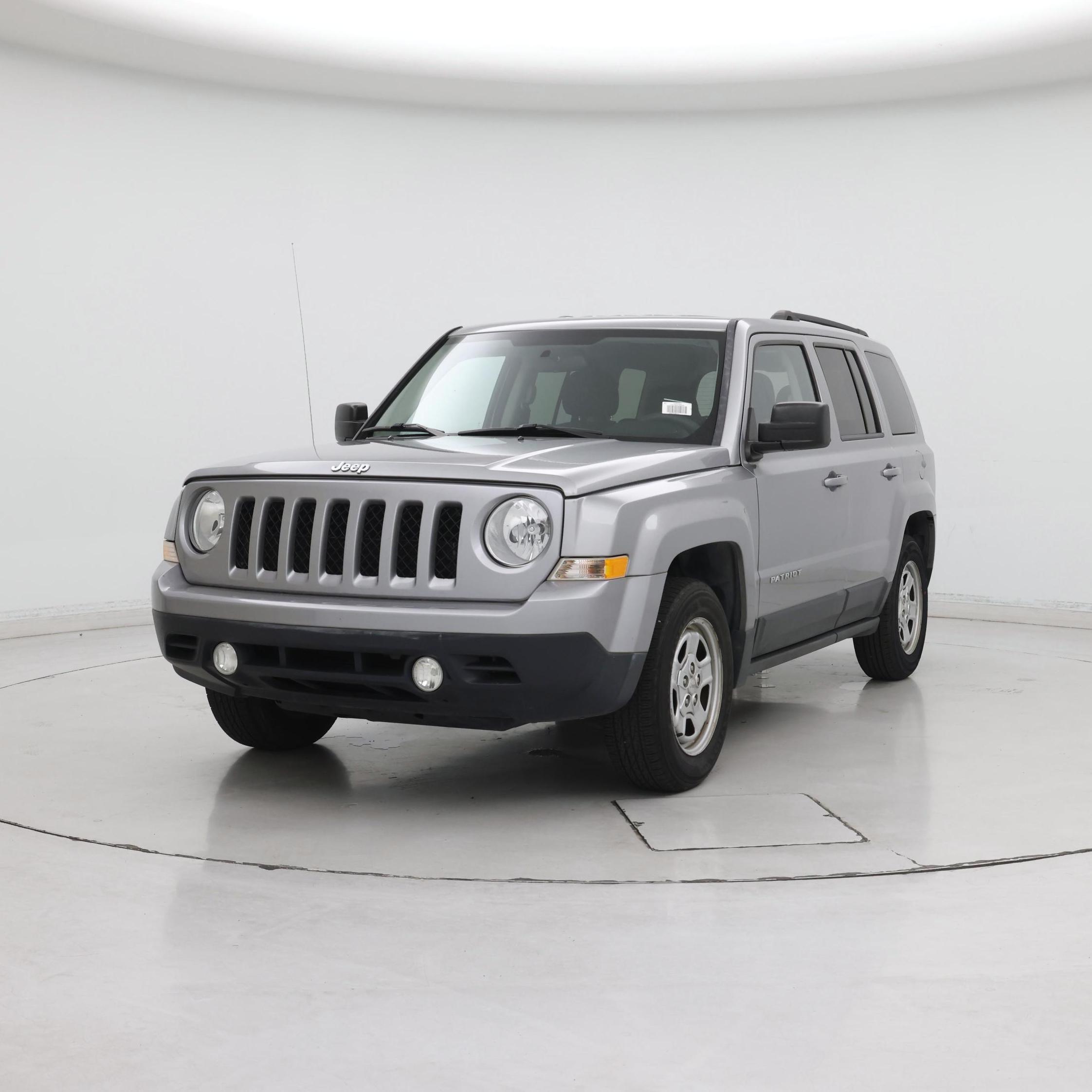 Thumbnail: 2015 Jeep Patriot - 4