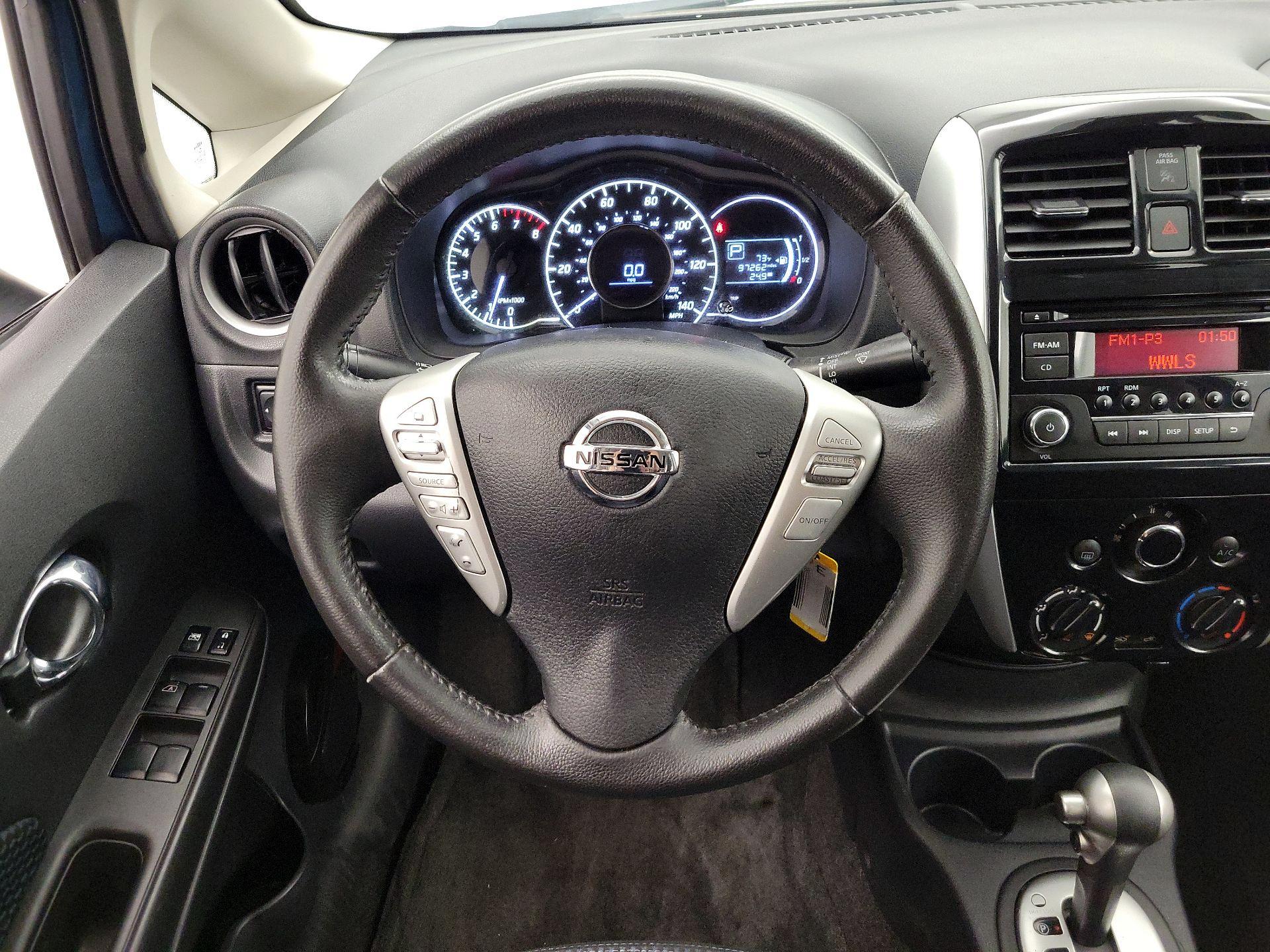 Thumbnail: 2015 Nissan Versa Note - 10