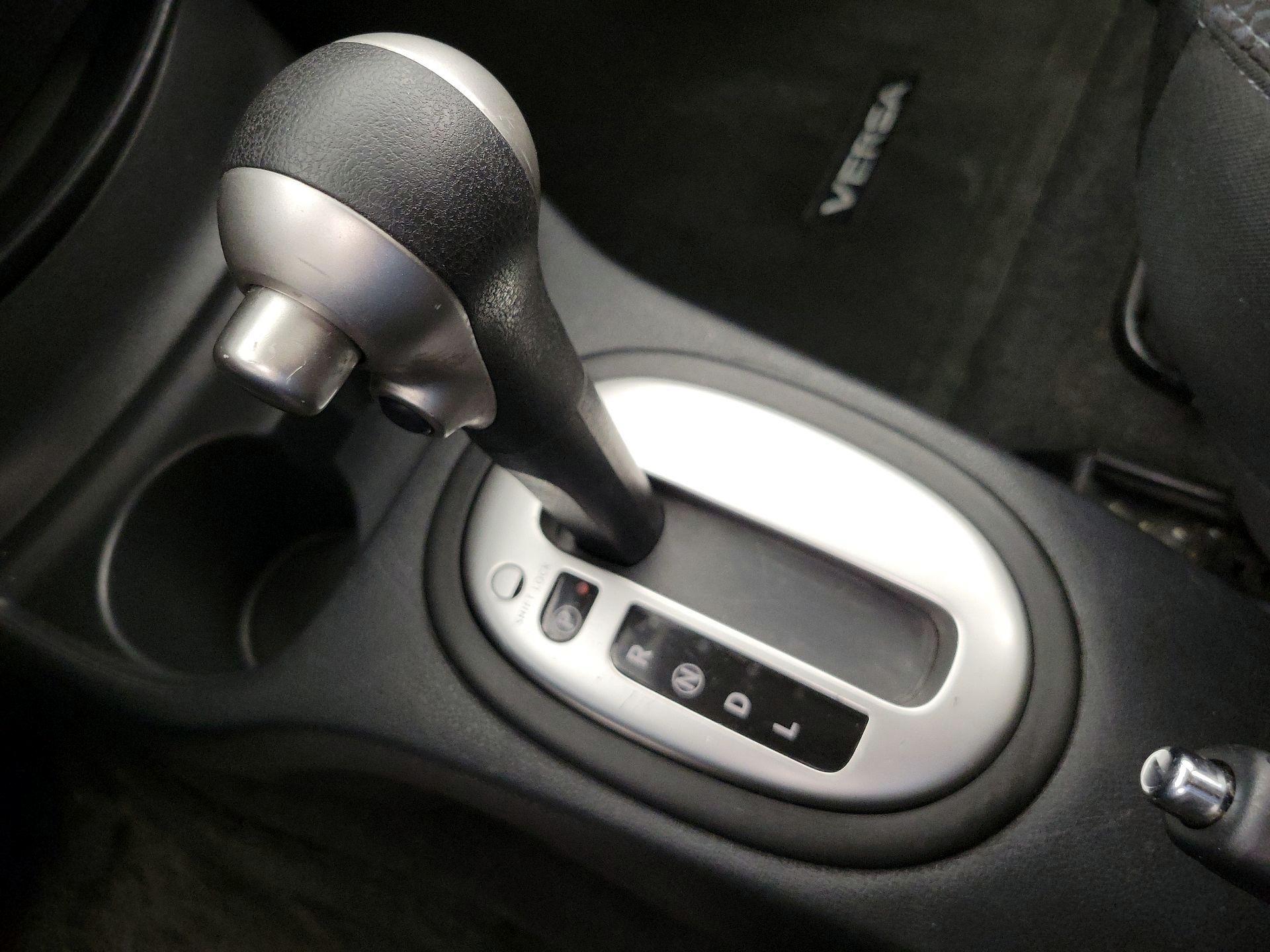 Thumbnail: 2015 Nissan Versa Note - 16