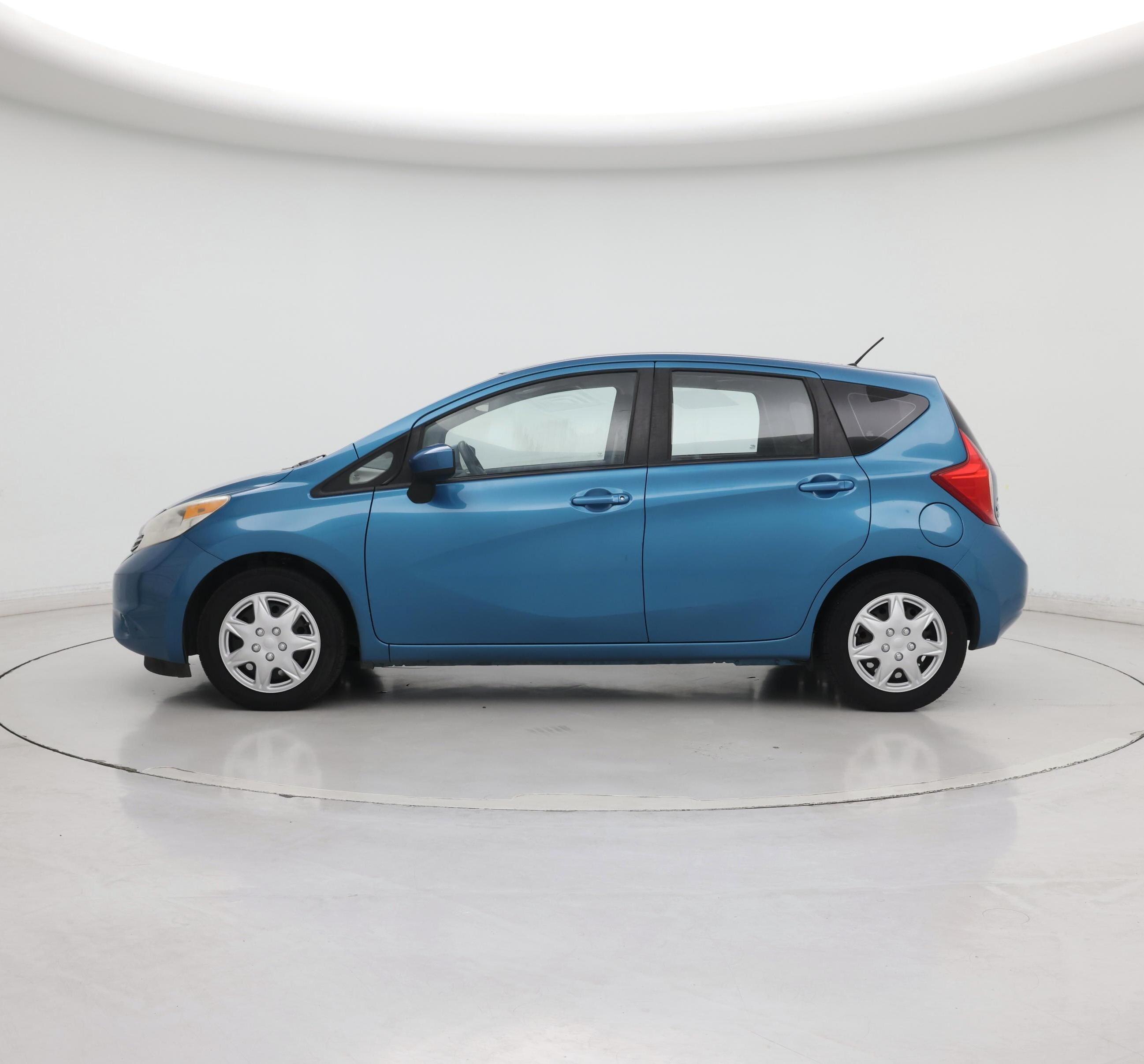 Thumbnail: 2015 Nissan Versa Note - 3