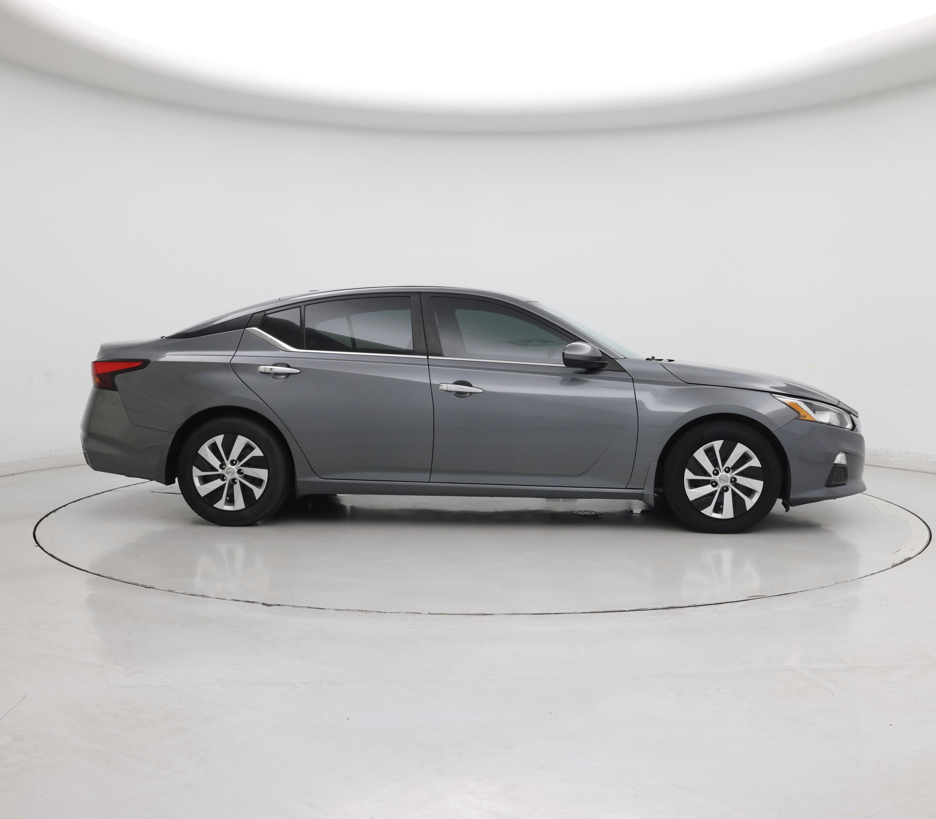 Thumbnail: 2020 Nissan Altima - 7