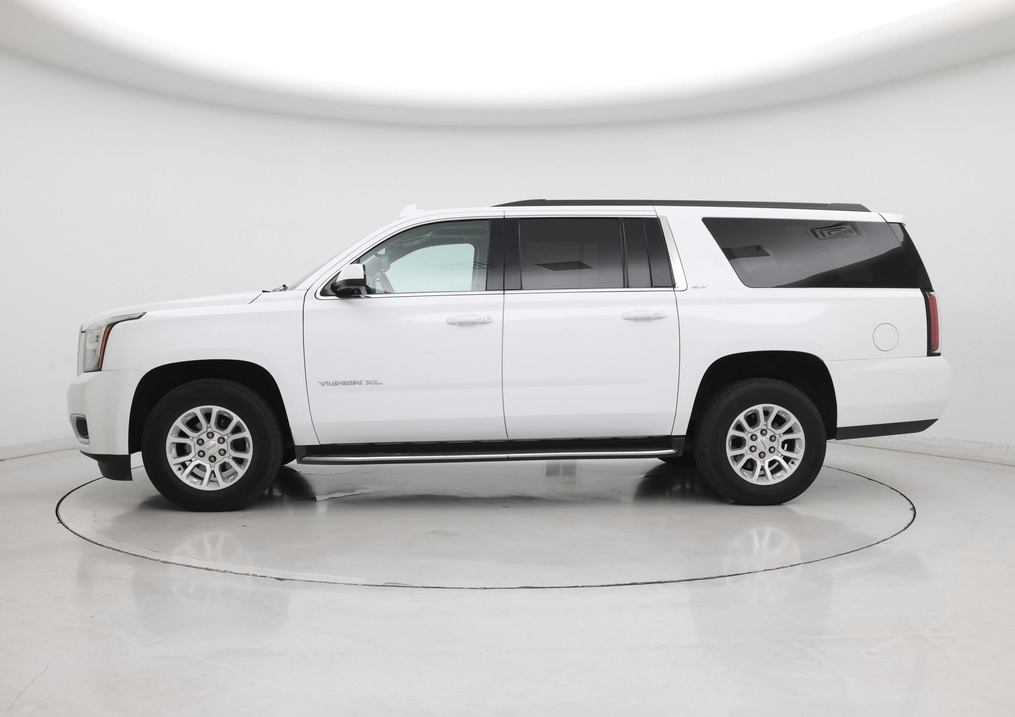 Thumbnail: 2019 GMC Yukon XL - 3