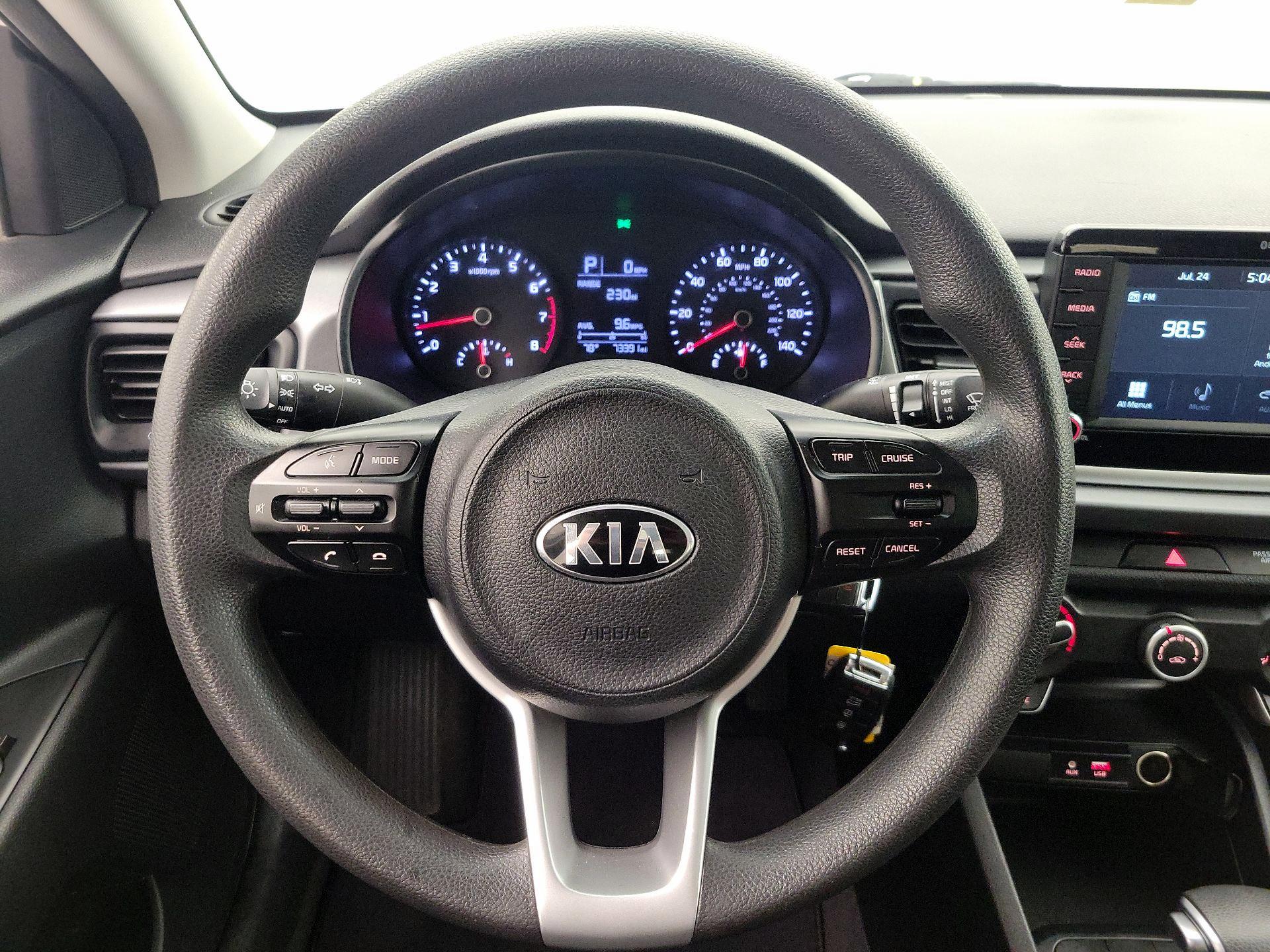 Thumbnail: 2019 Kia Rio - 10