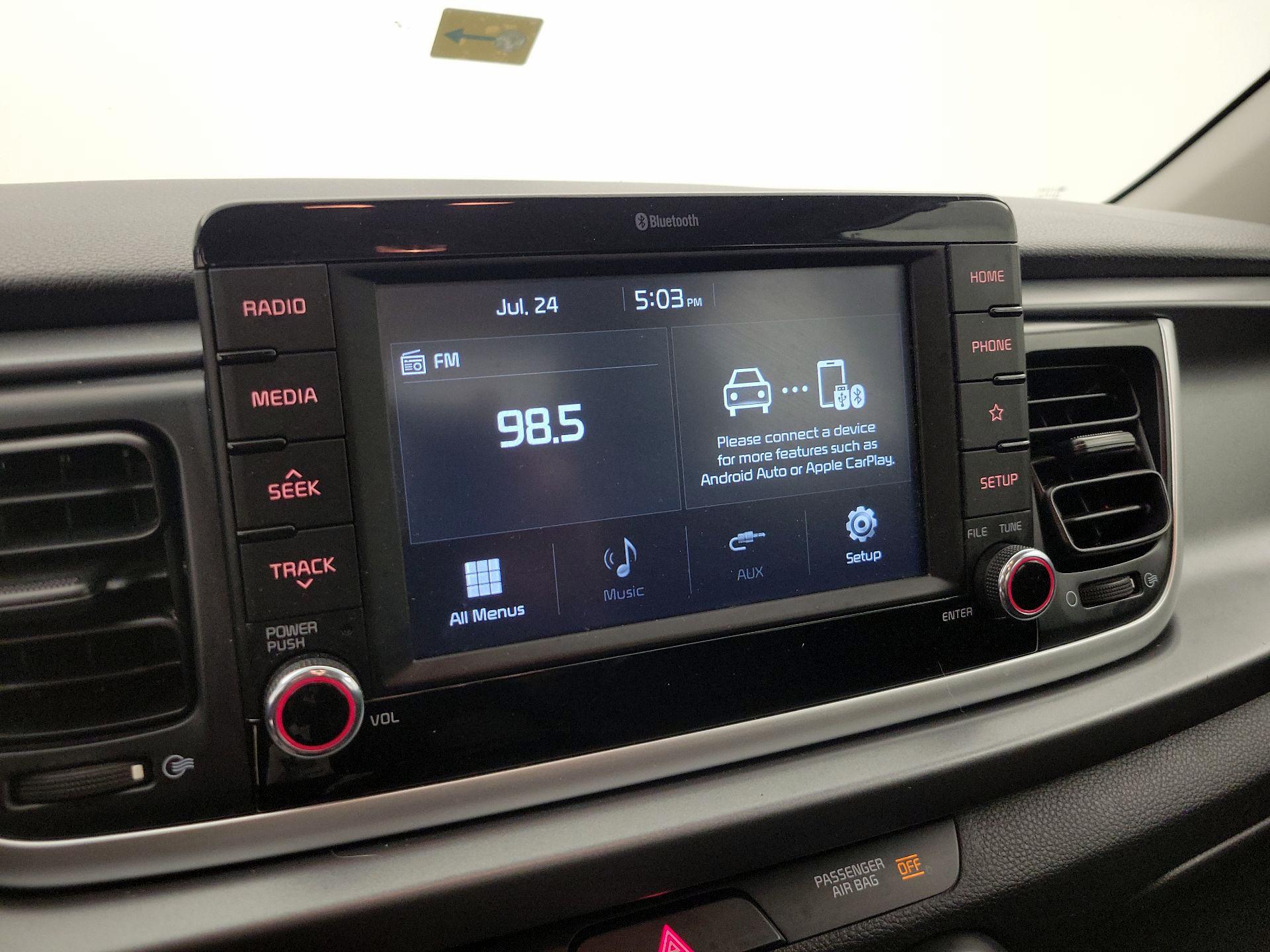 Thumbnail: 2019 Kia Rio - 15