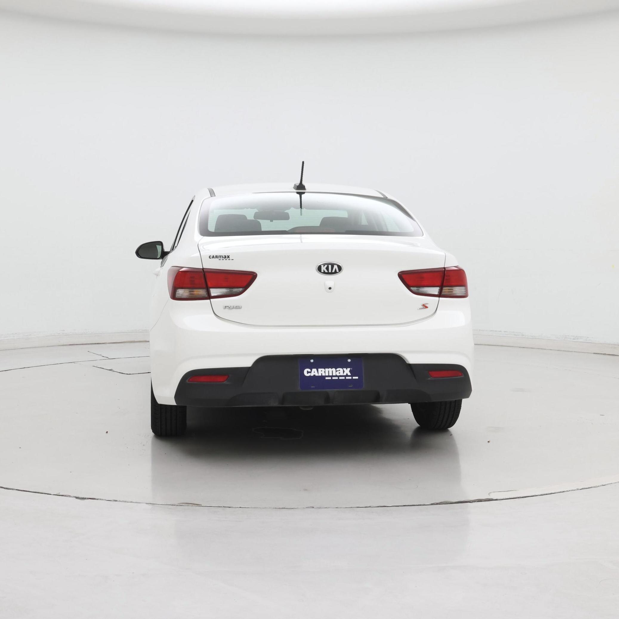 Thumbnail: 2019 Kia Rio - 6