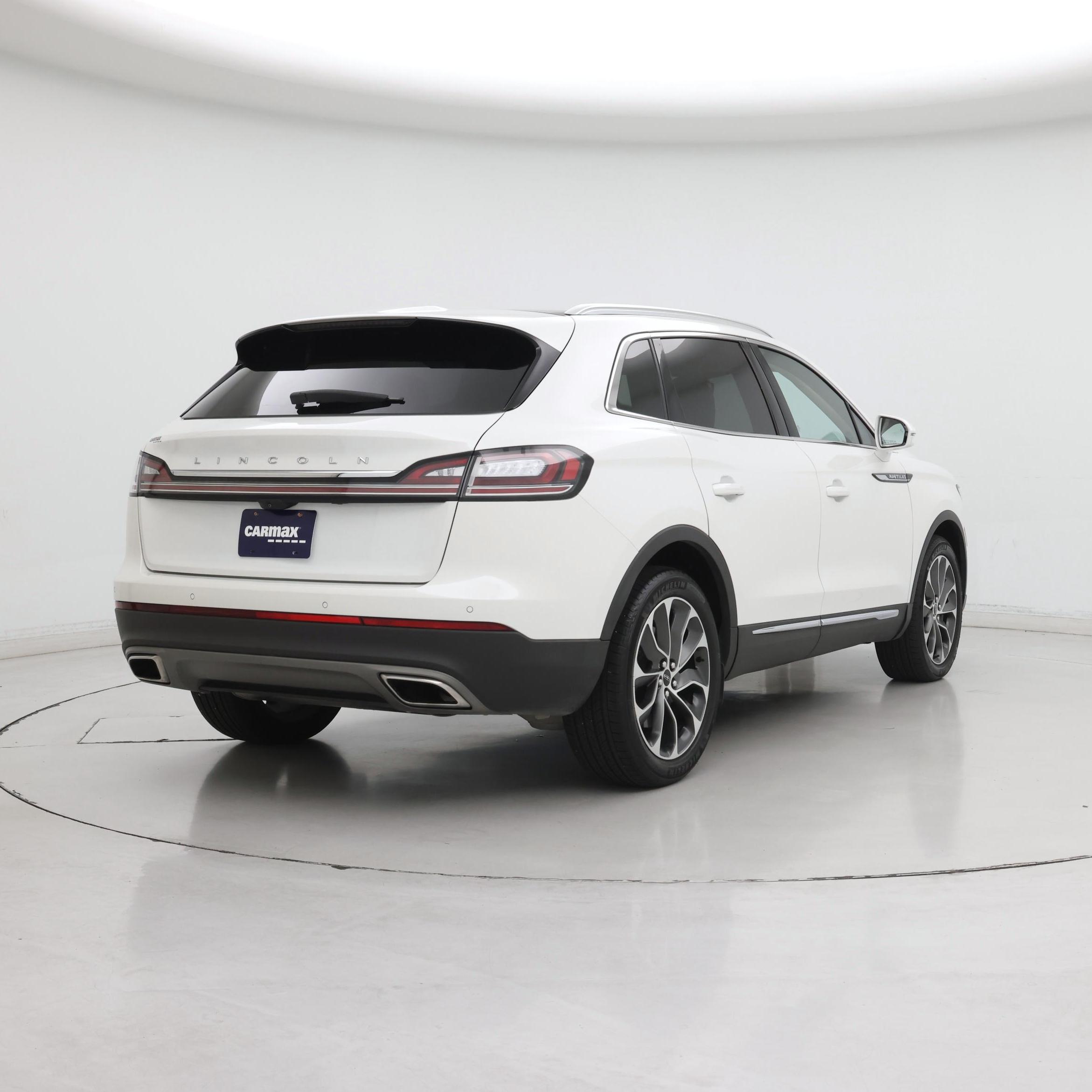 Thumbnail: 2021 Lincoln Nautilus - 8