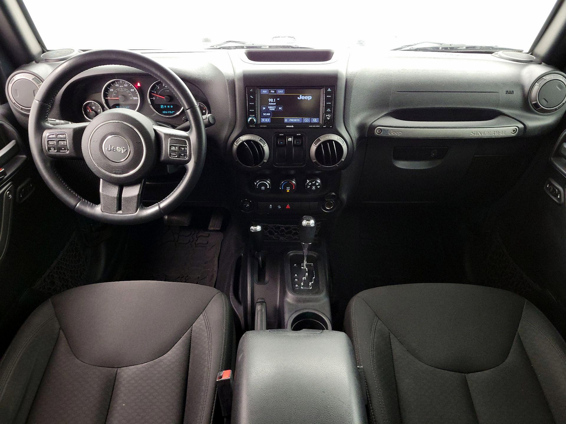 Thumbnail: 2016 Jeep Wrangler - 9