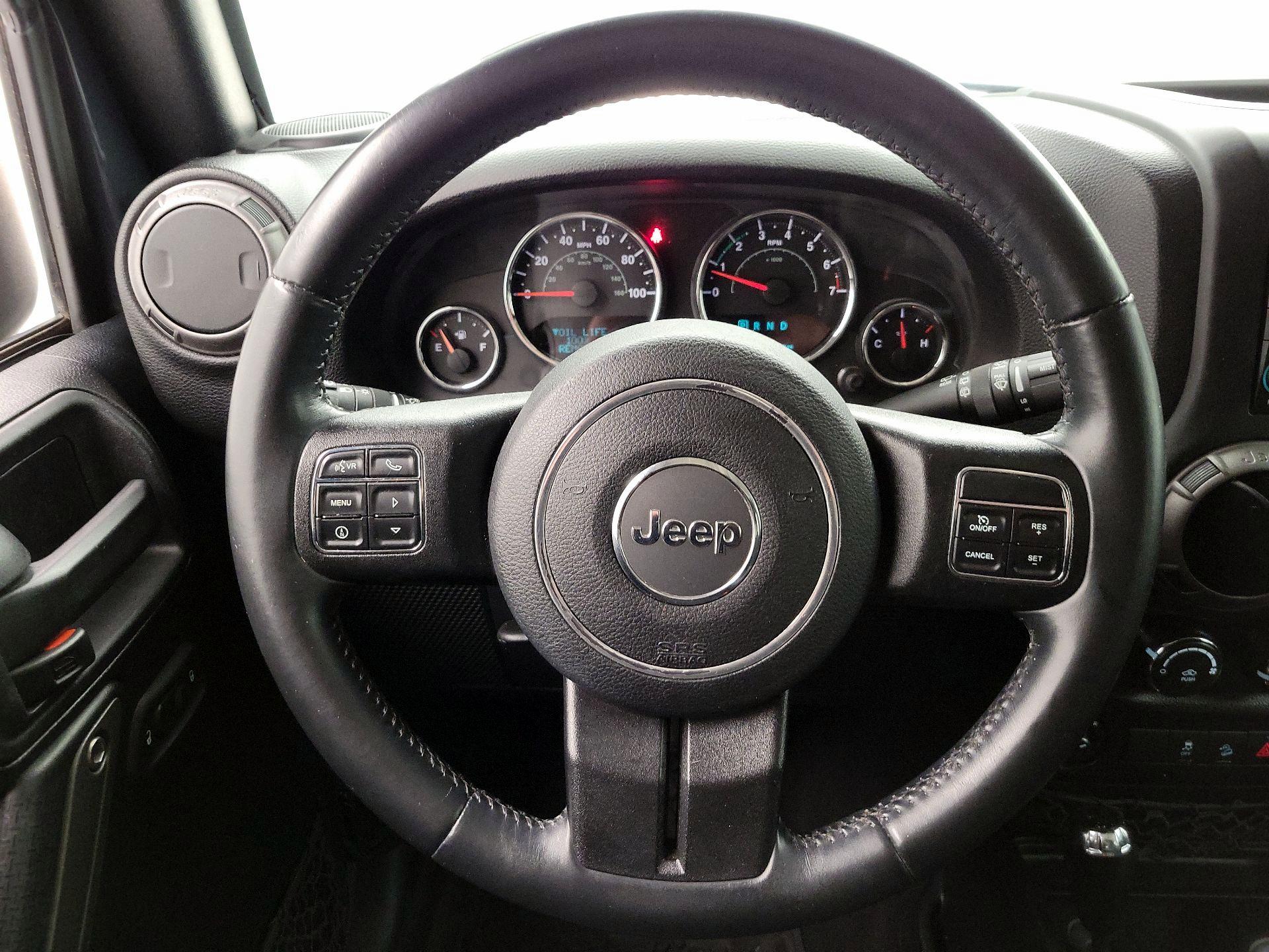 Thumbnail: 2016 Jeep Wrangler - 10