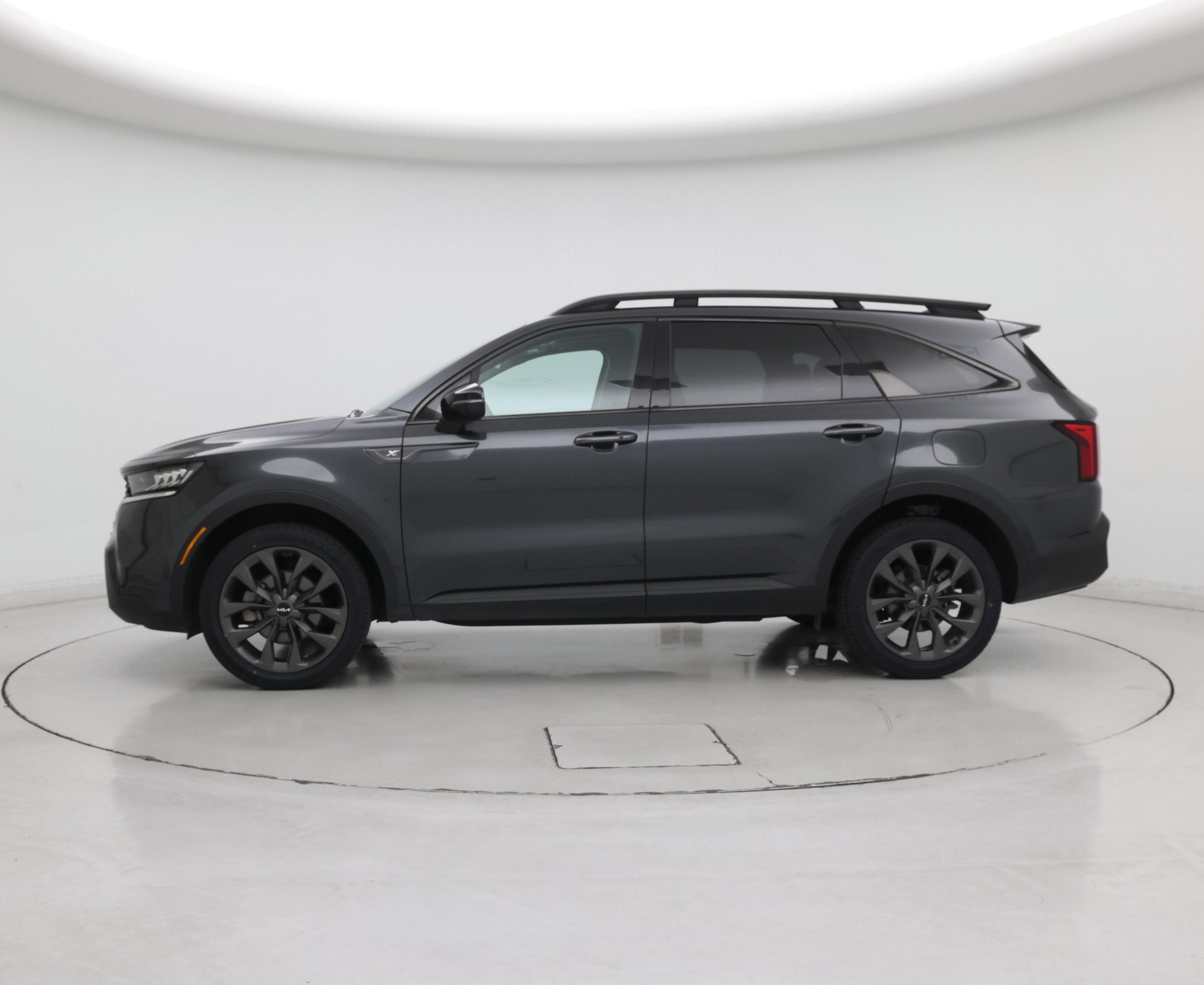 Thumbnail: 2022 Kia Sorento - 3