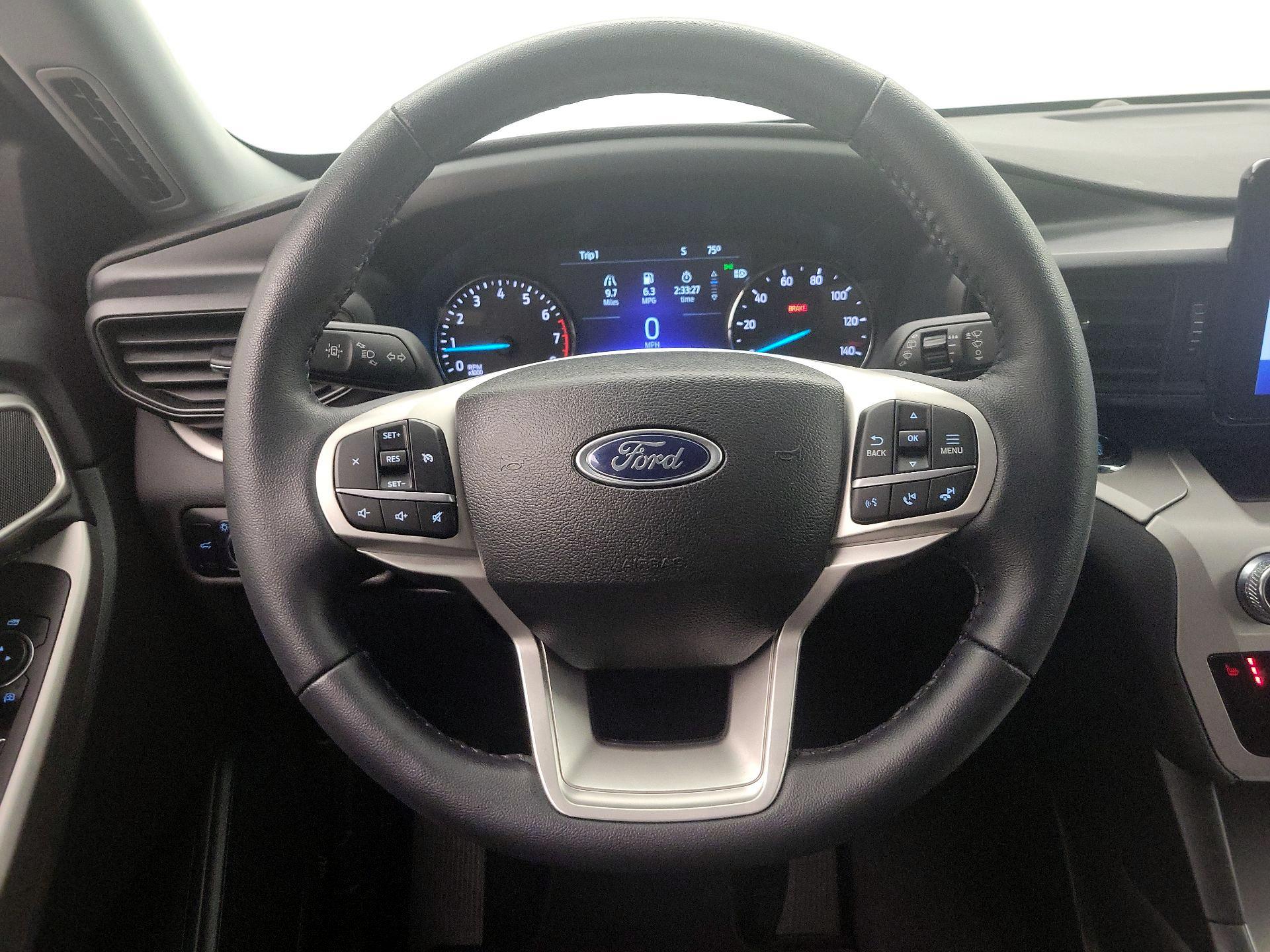 Thumbnail: 2023 Ford Explorer - 10