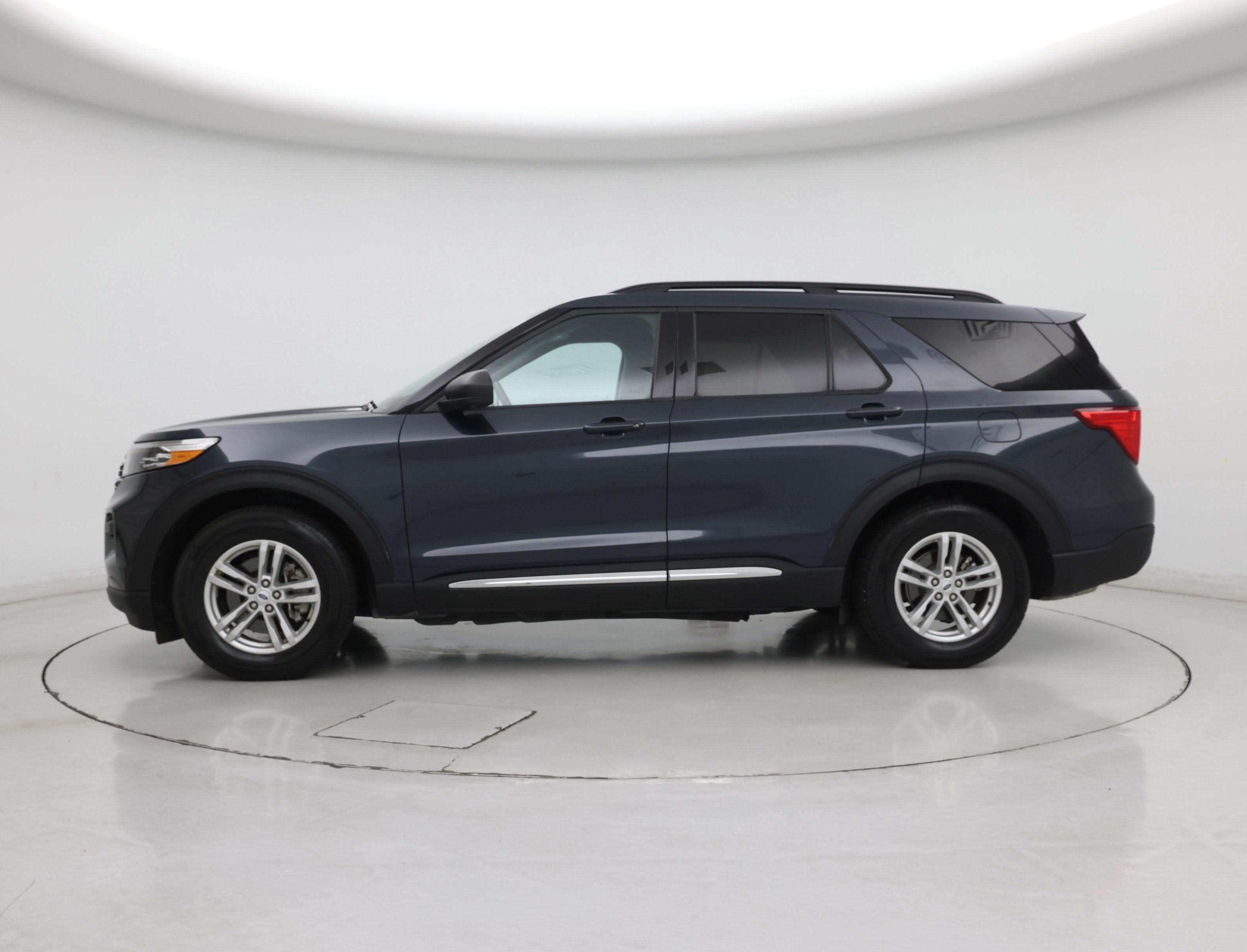 Thumbnail: 2023 Ford Explorer - 3