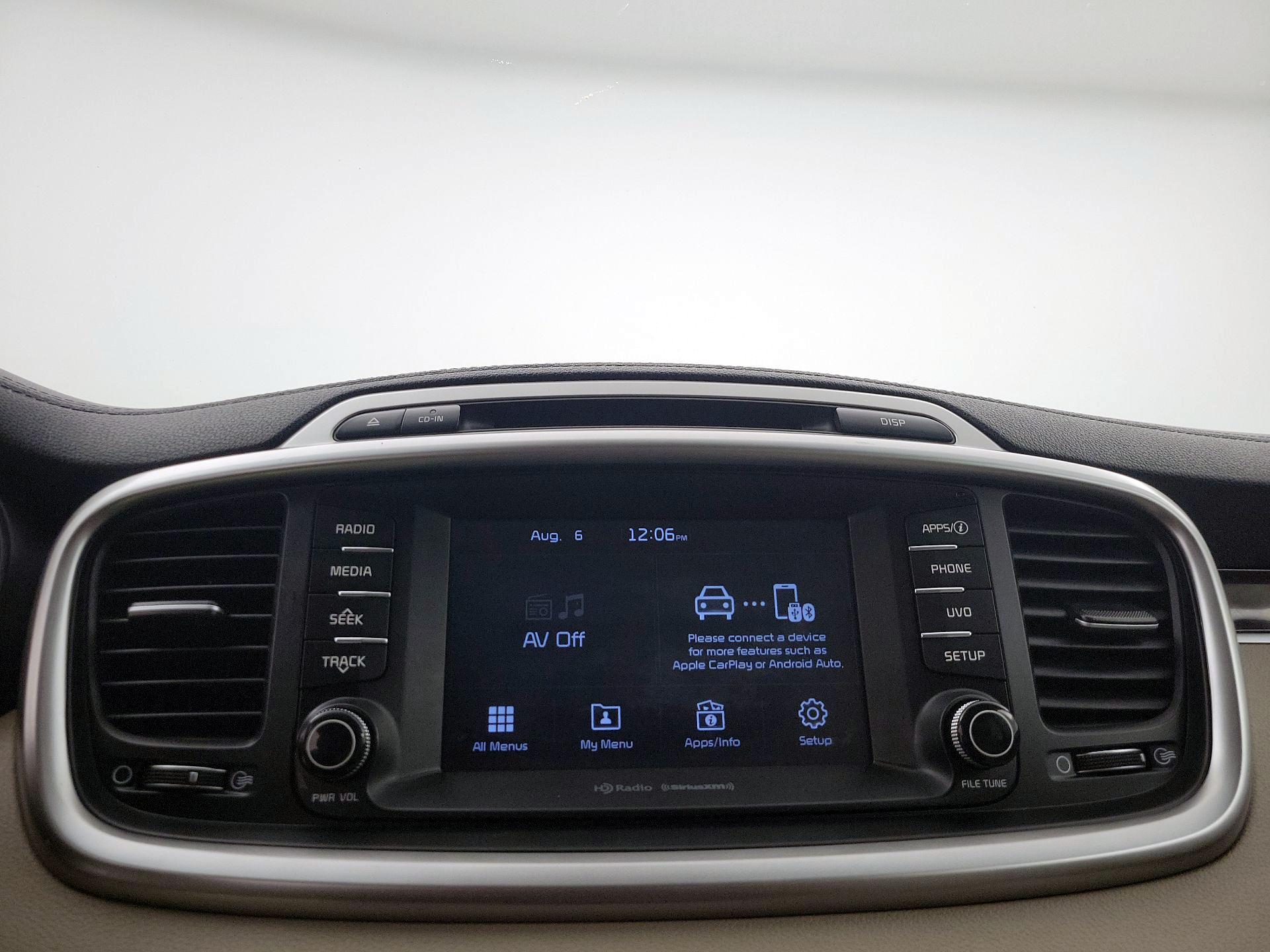 Thumbnail: 2018 Kia Sorento - 15