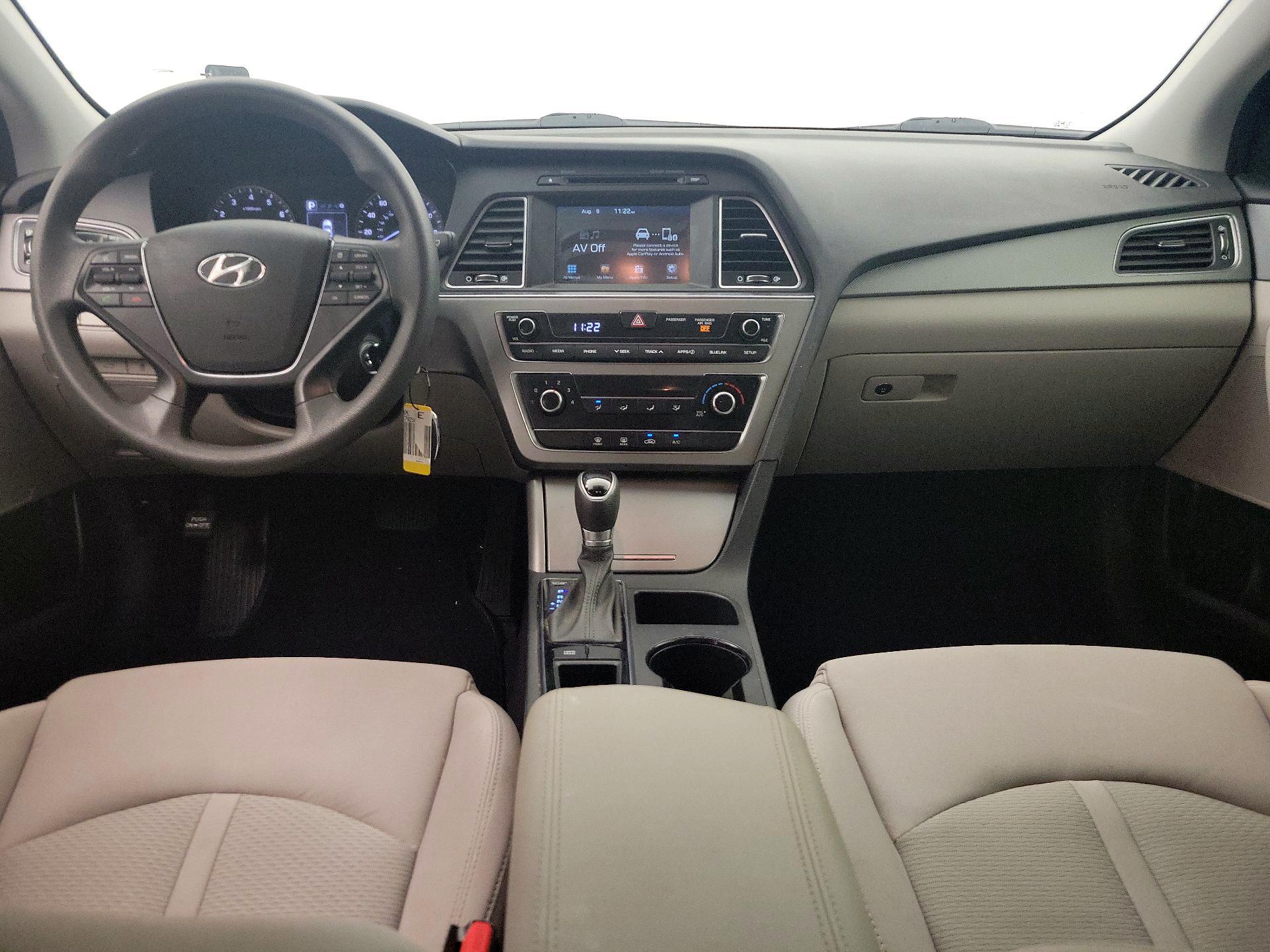 Thumbnail: 2017 Hyundai Sonata - 9