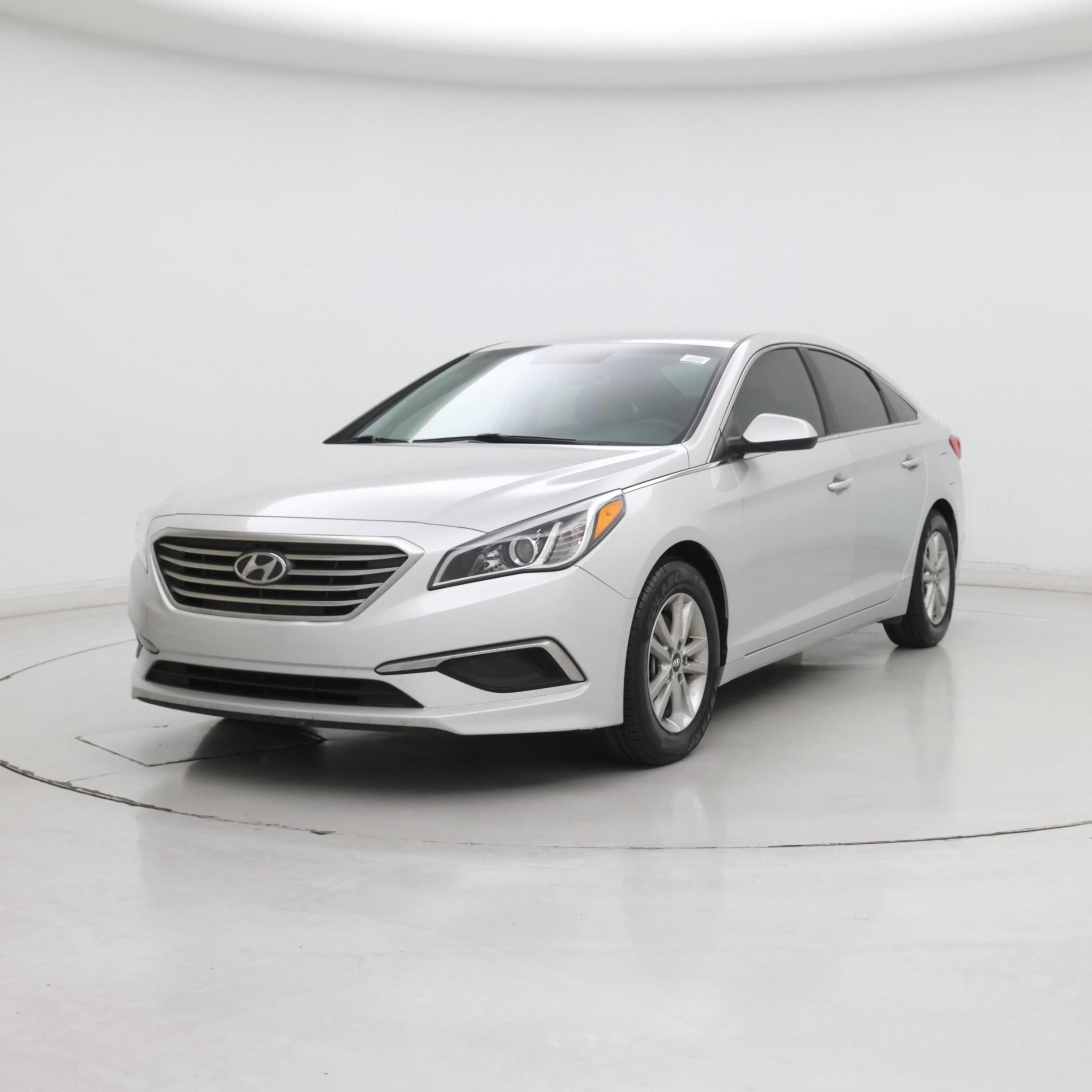 Thumbnail: 2017 Hyundai Sonata - 4