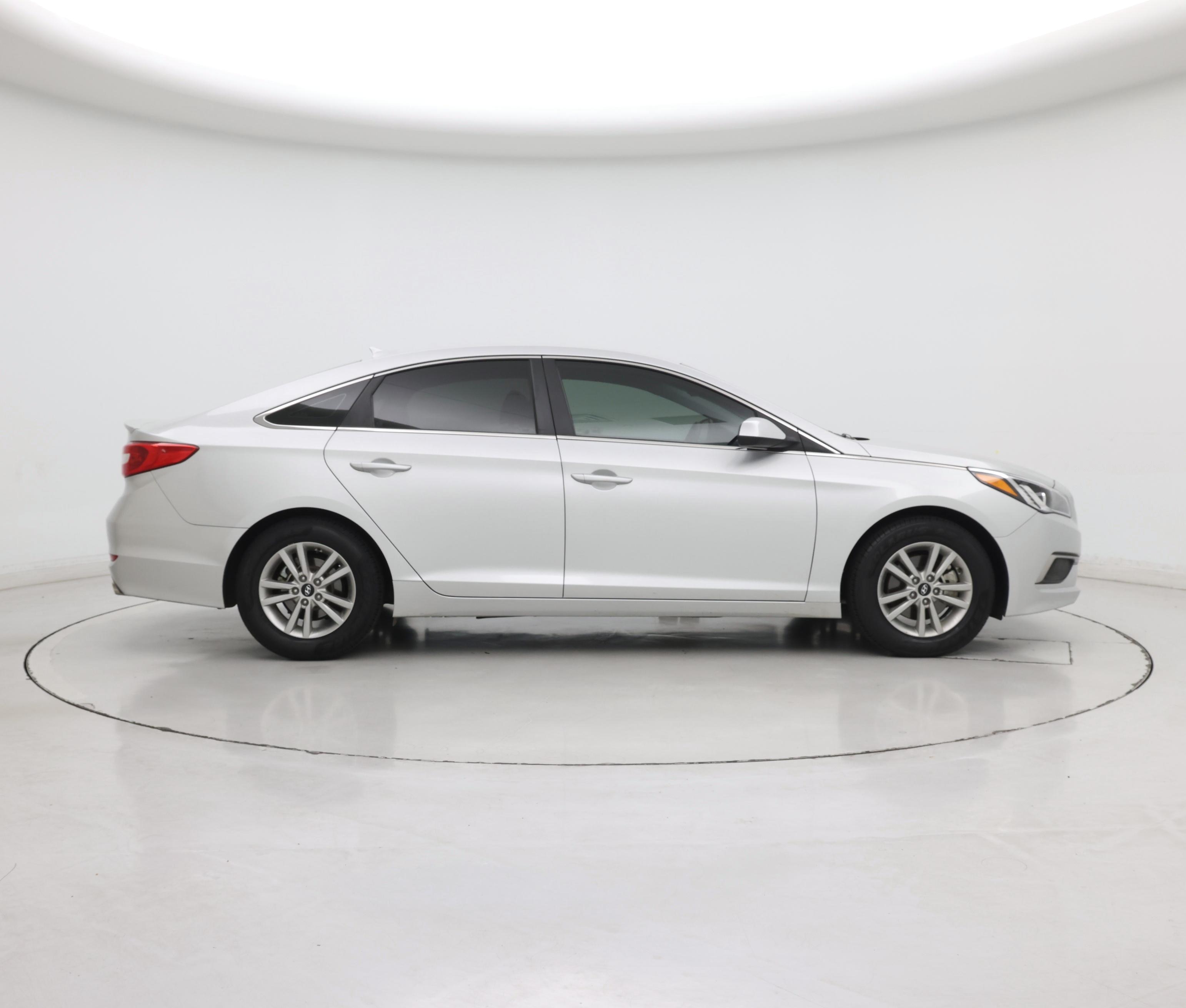 Thumbnail: 2017 Hyundai Sonata - 7