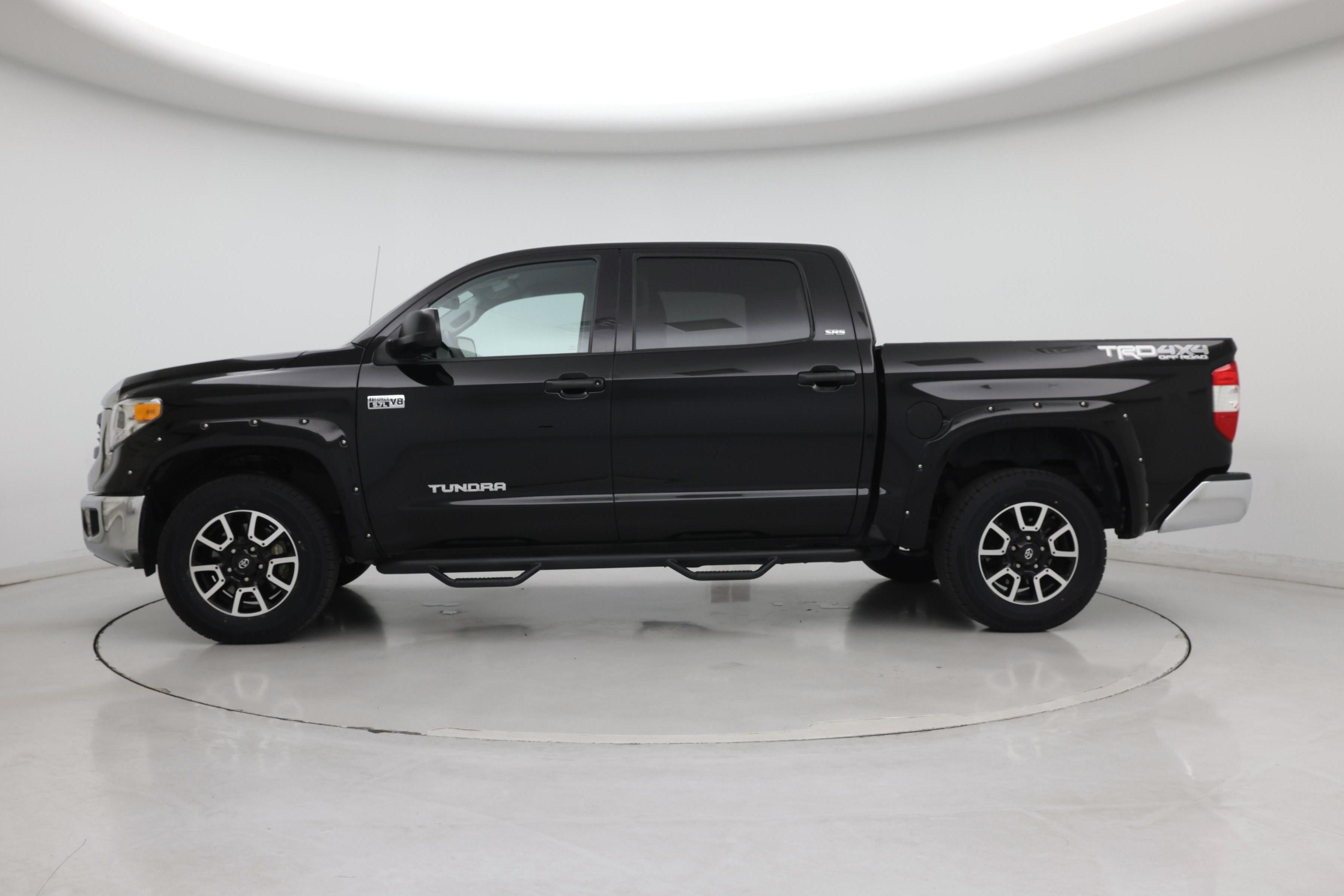 Thumbnail: 2015 Toyota Tundra - 3