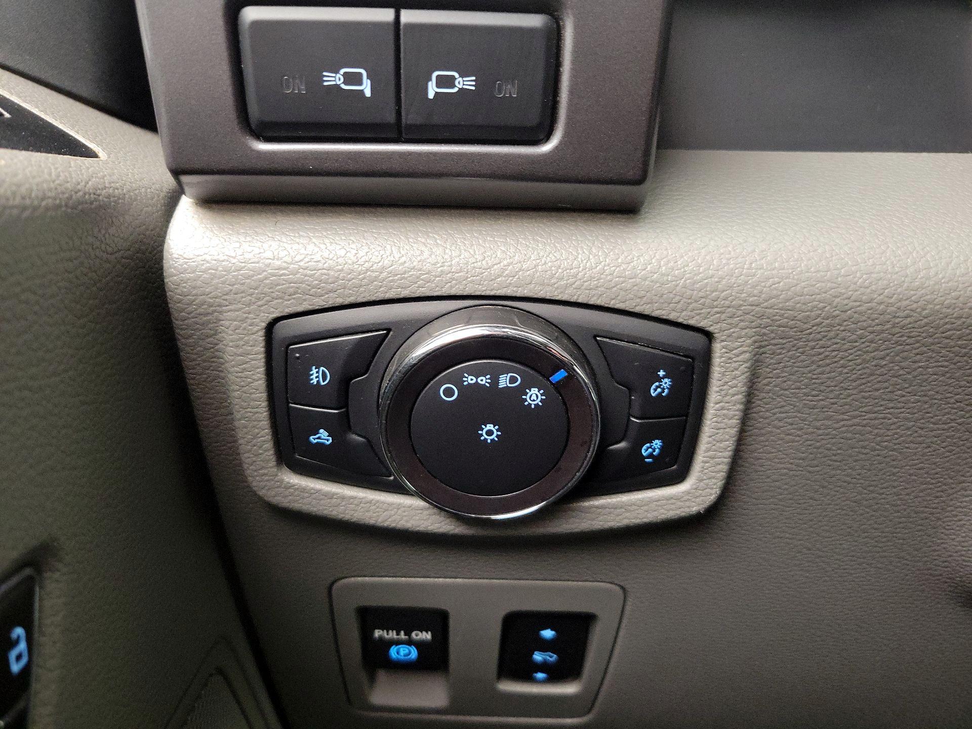 Thumbnail: 2019 Ford F-150 - 13