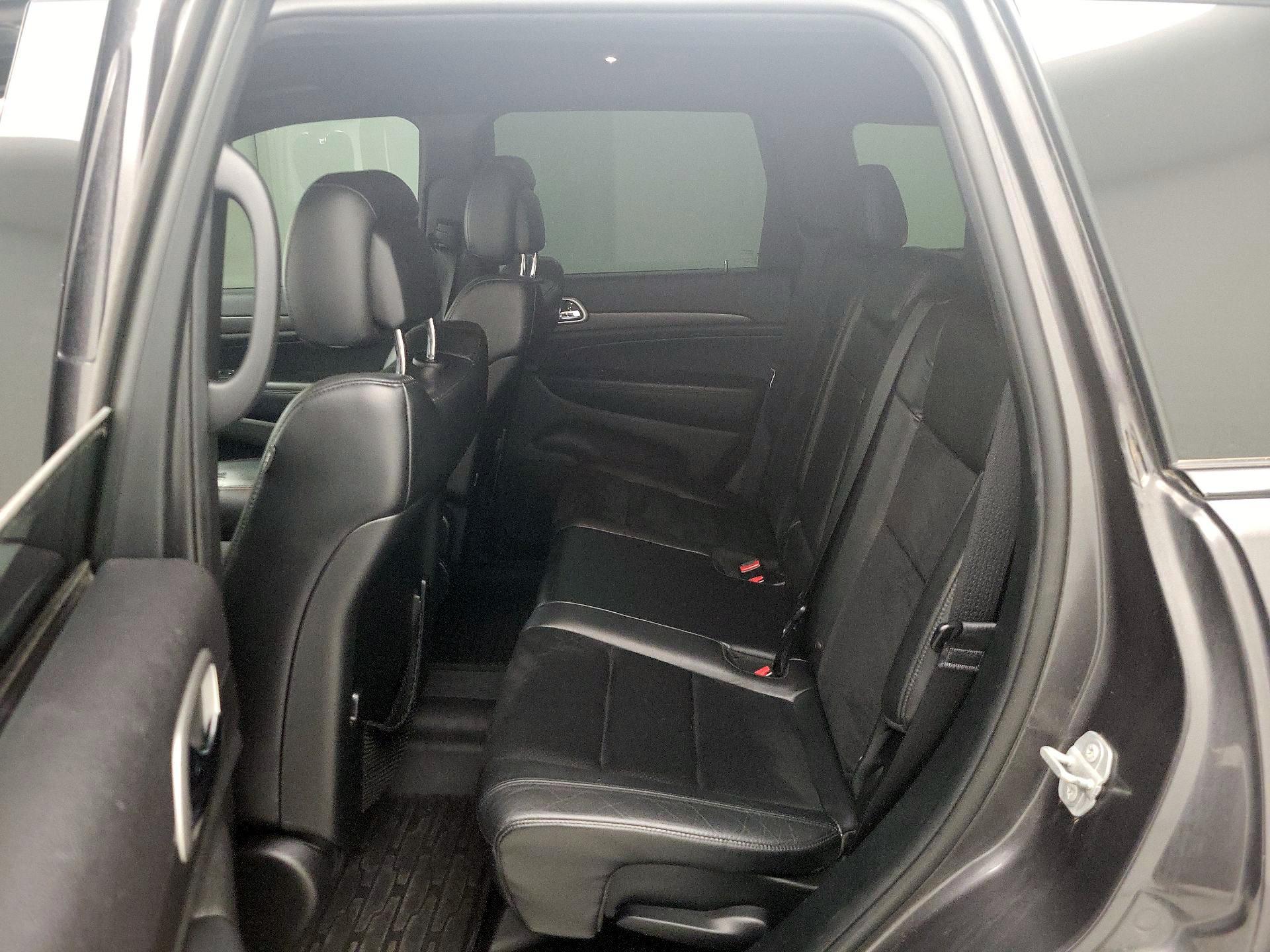 Thumbnail: 2018 Jeep Grand Cherokee - 19