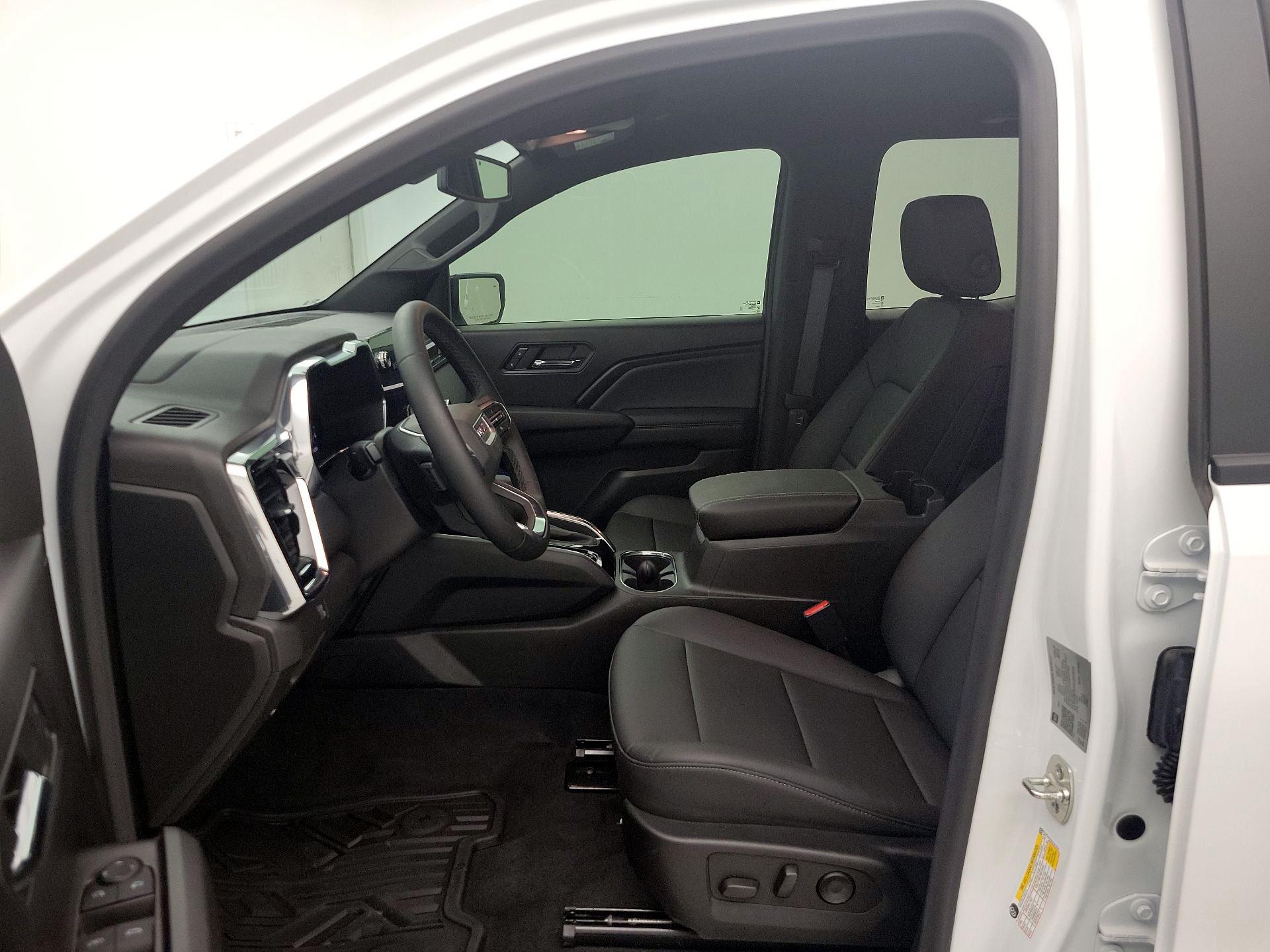 Thumbnail: 2024 GMC Canyon - 11