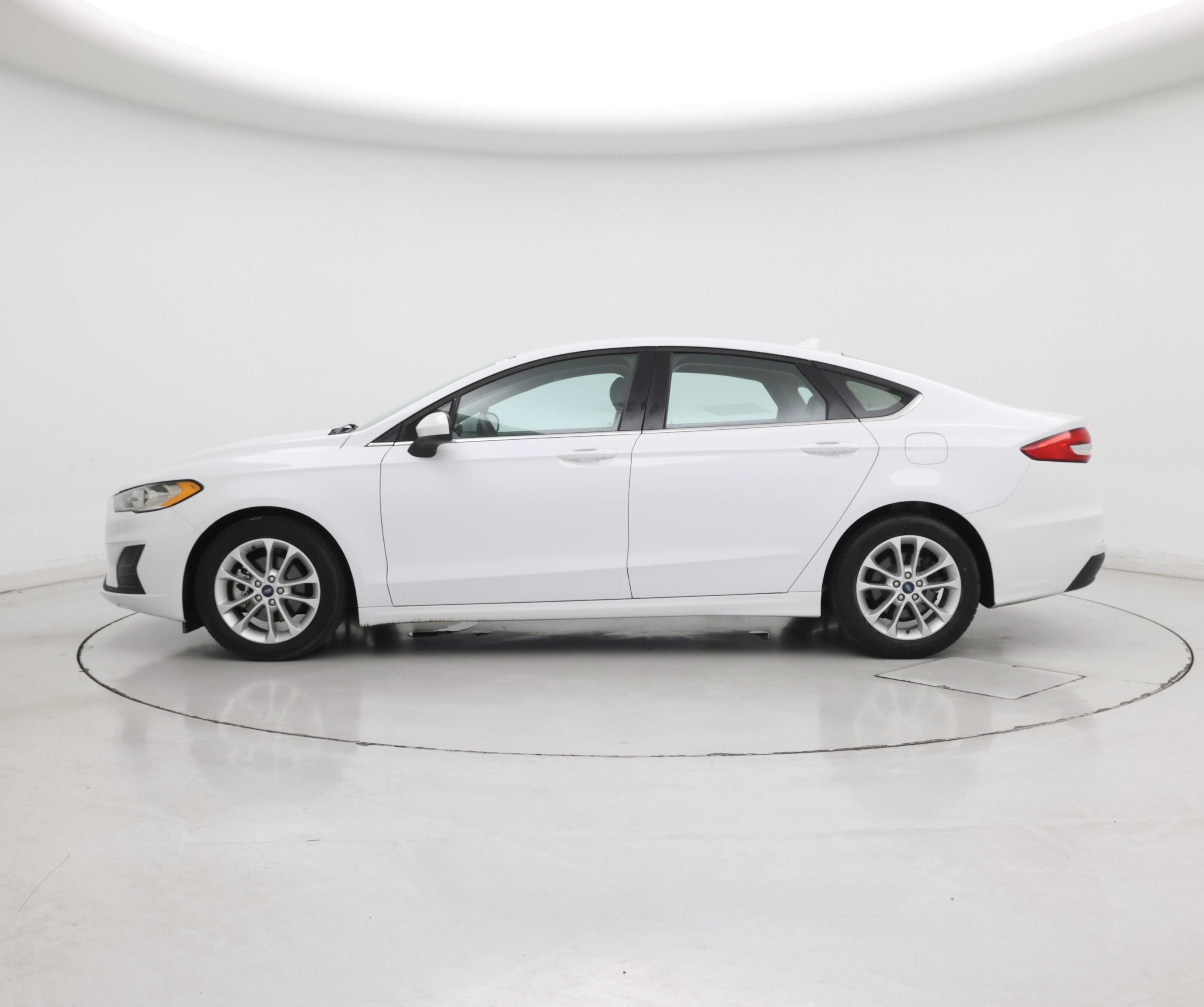 Thumbnail: 2019 Ford Fusion - 3