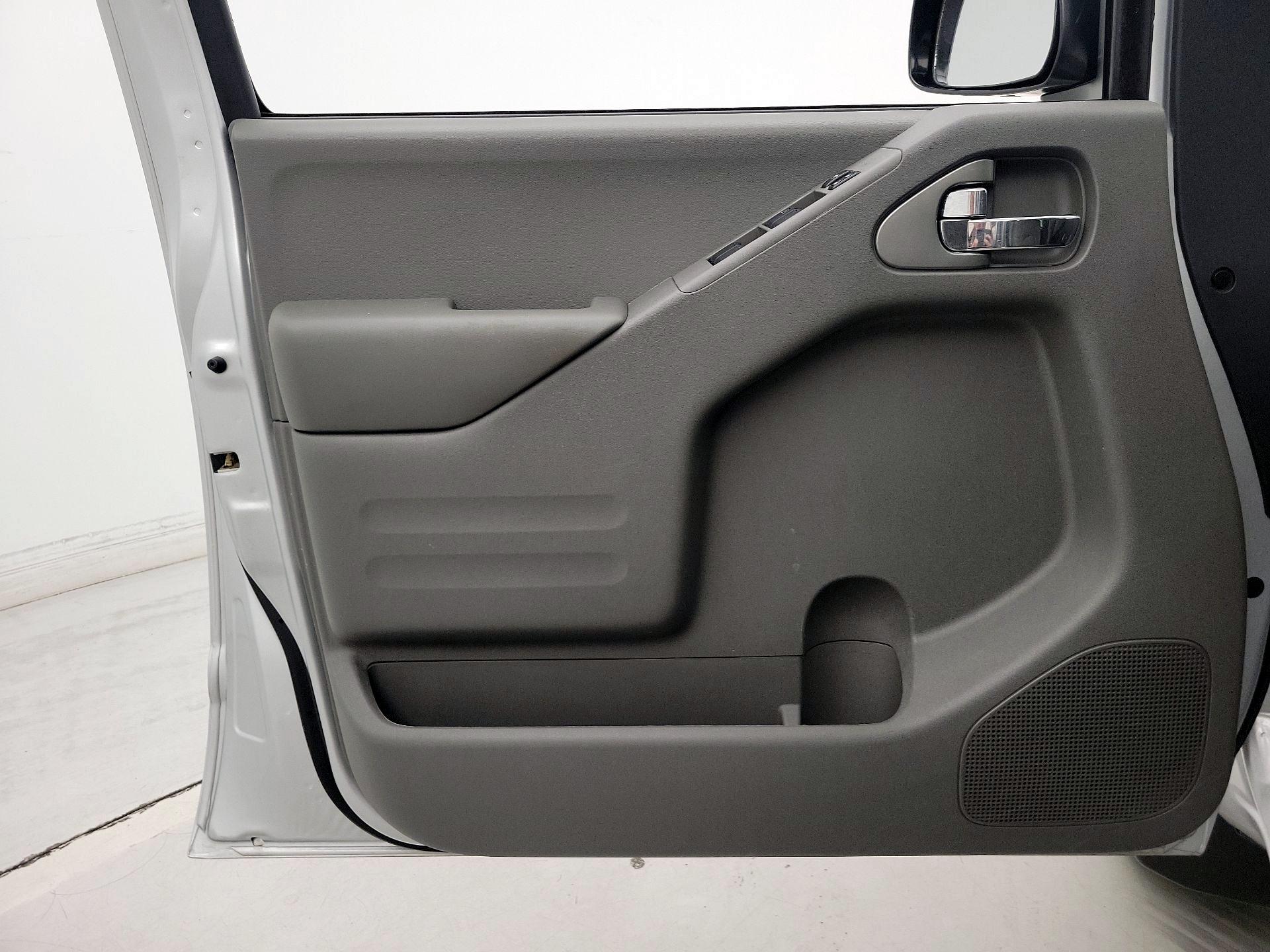 Thumbnail: 2019 Nissan Frontier - 12
