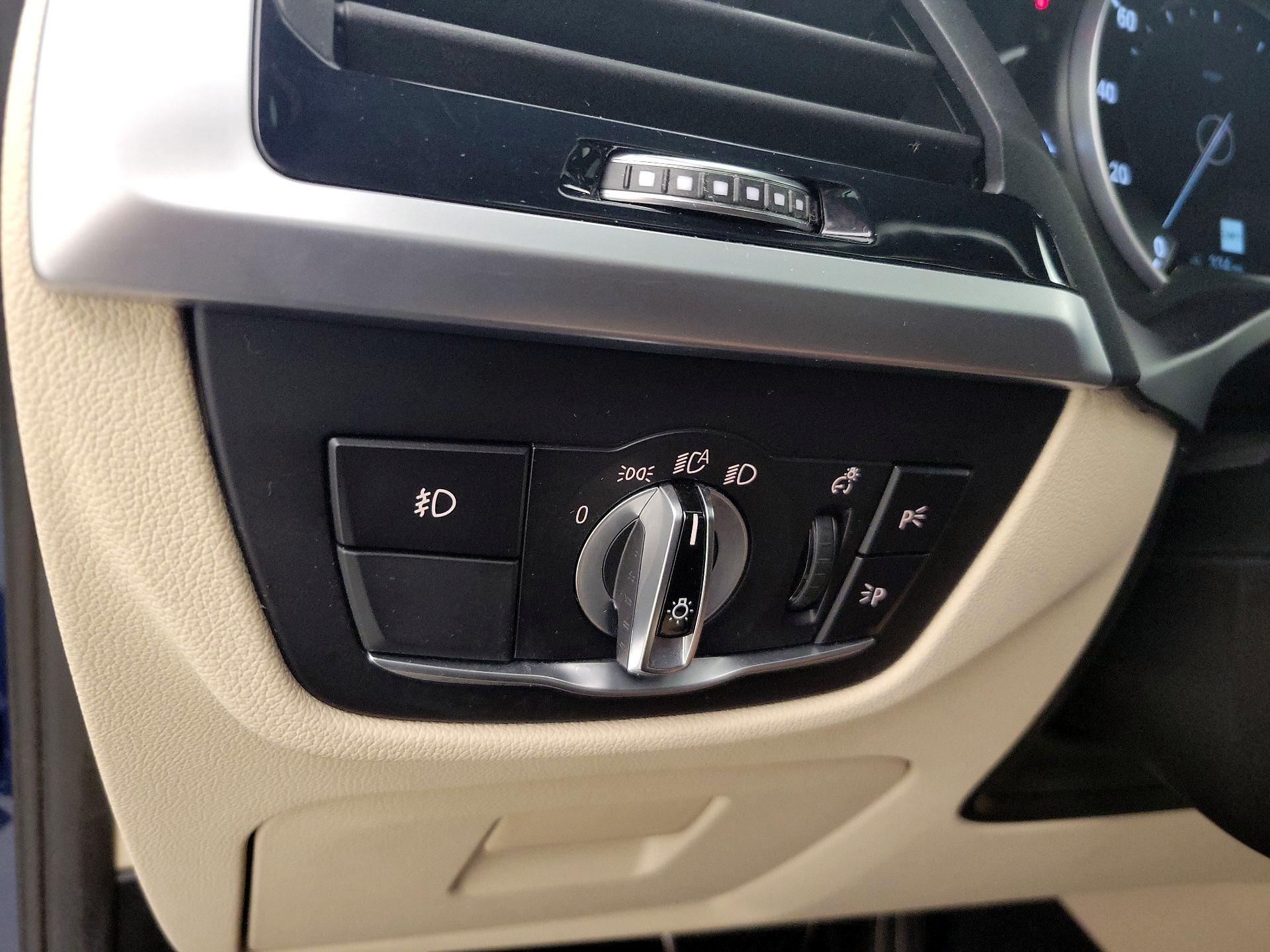 Thumbnail: 2019 BMW X3 - 13