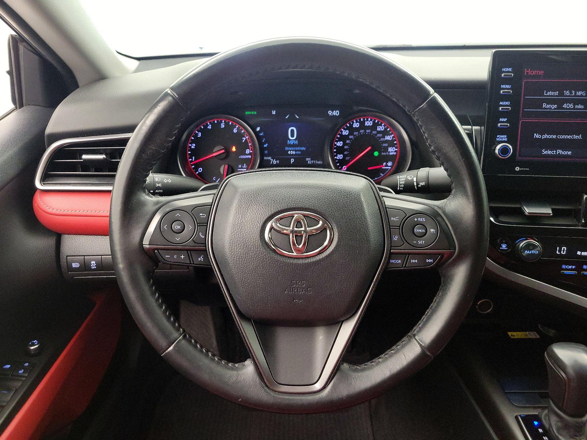 Thumbnail: 2022 Toyota Camry - 10