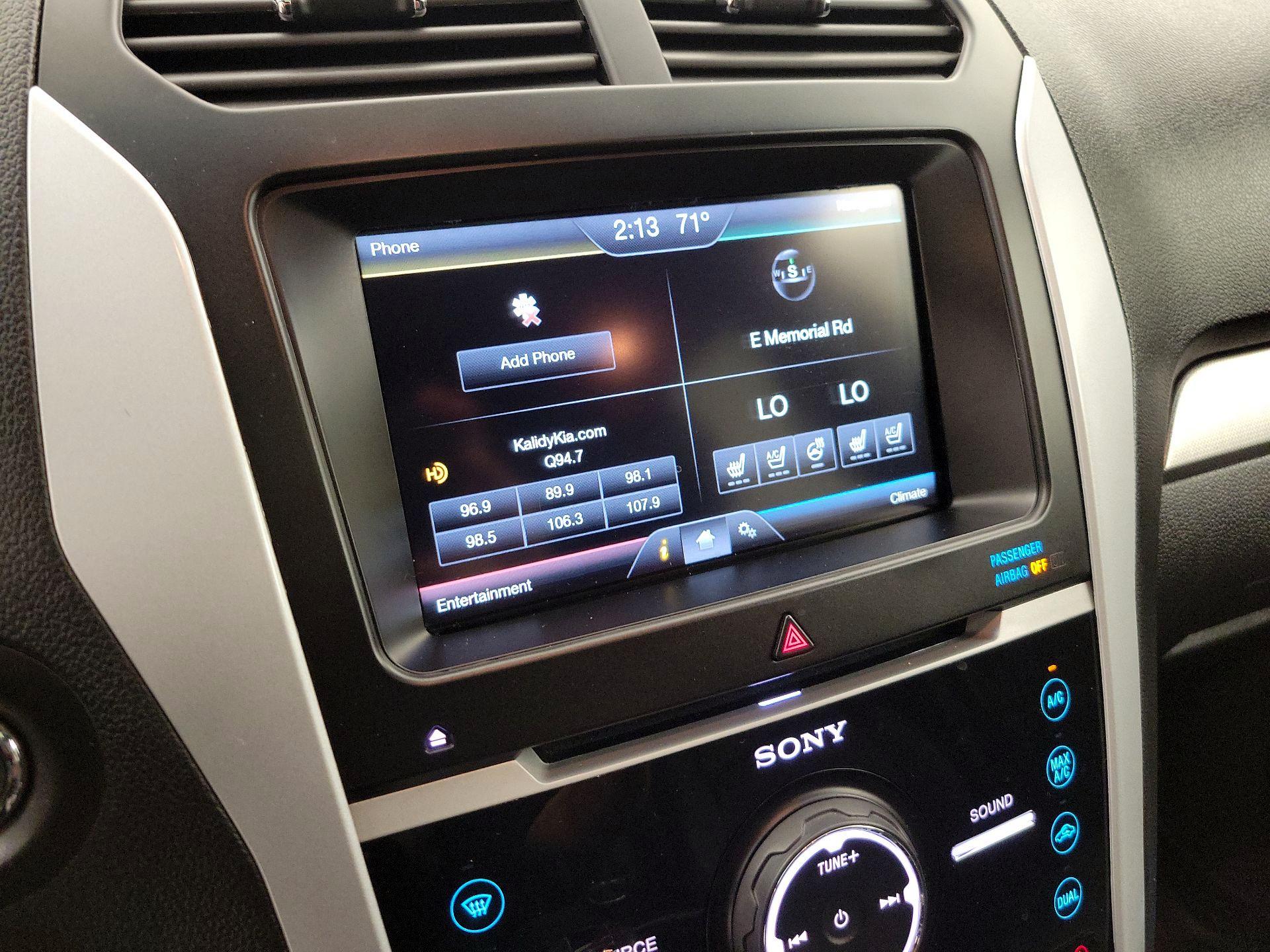 Thumbnail: 2015 Ford Explorer - 15