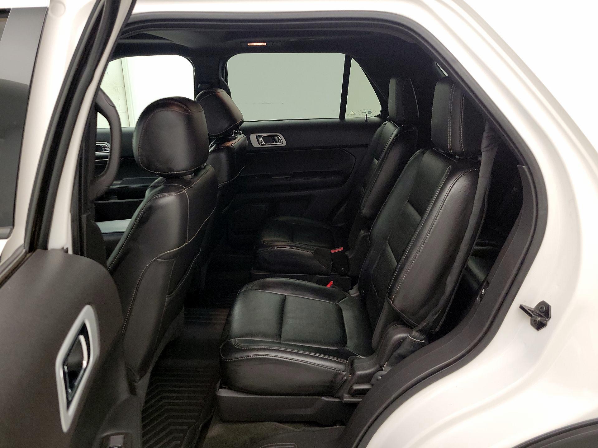 Thumbnail: 2015 Ford Explorer - 20