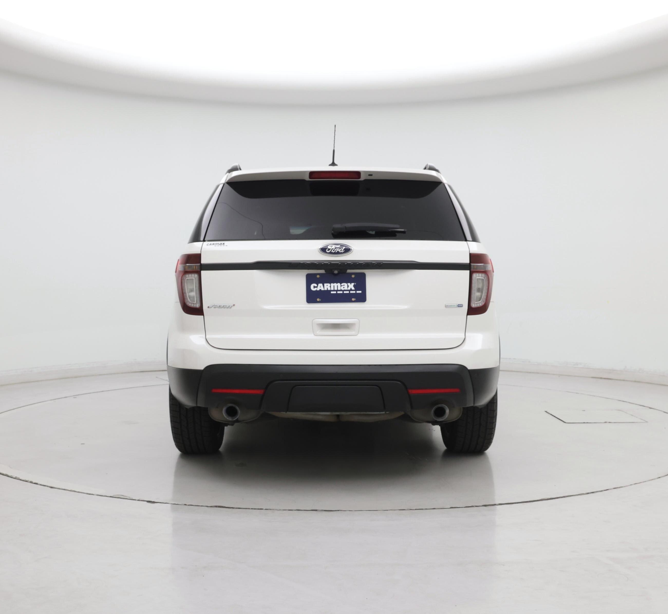 Thumbnail: 2015 Ford Explorer - 6