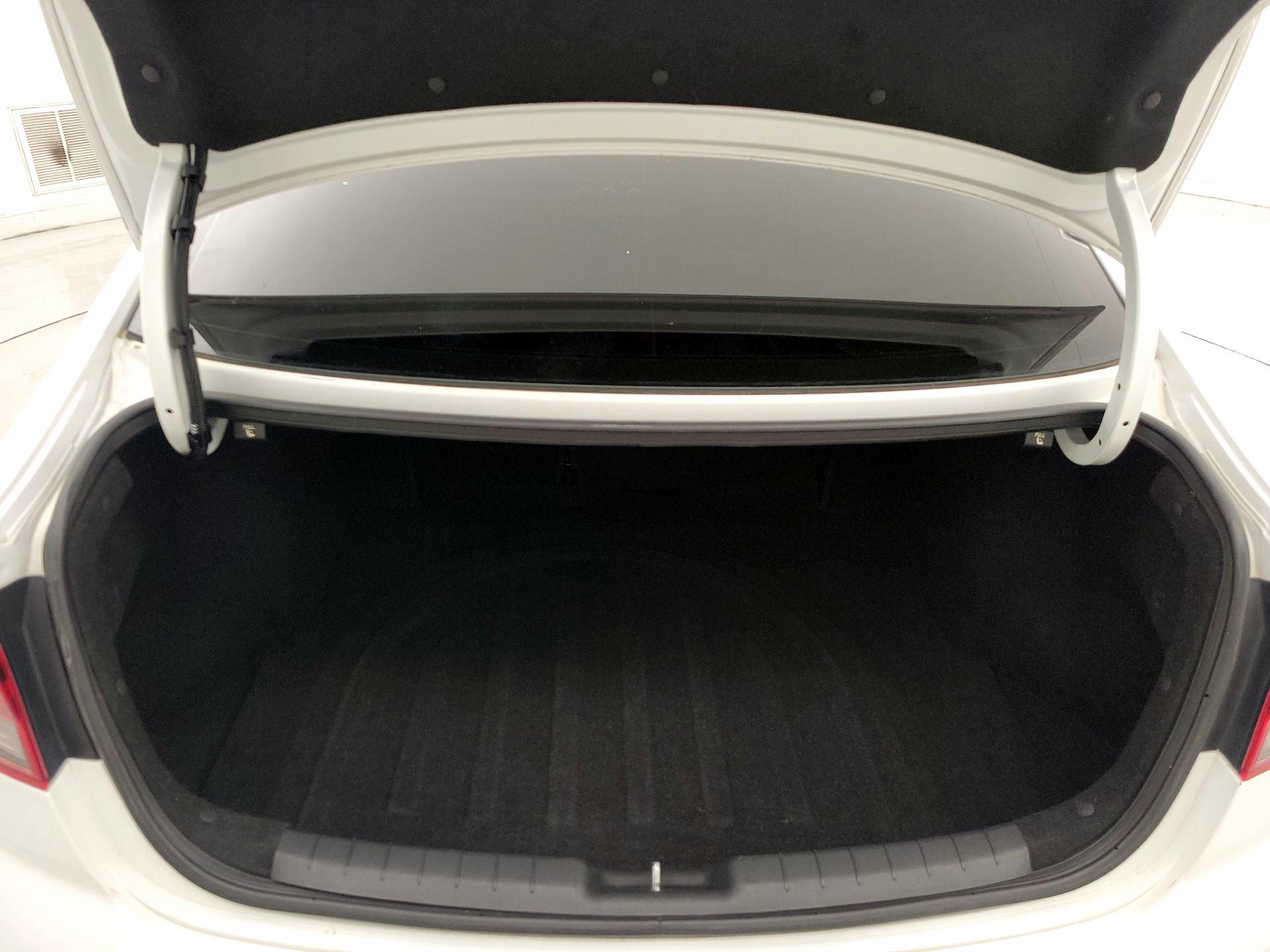 Thumbnail: 2019 Hyundai Elantra - 20