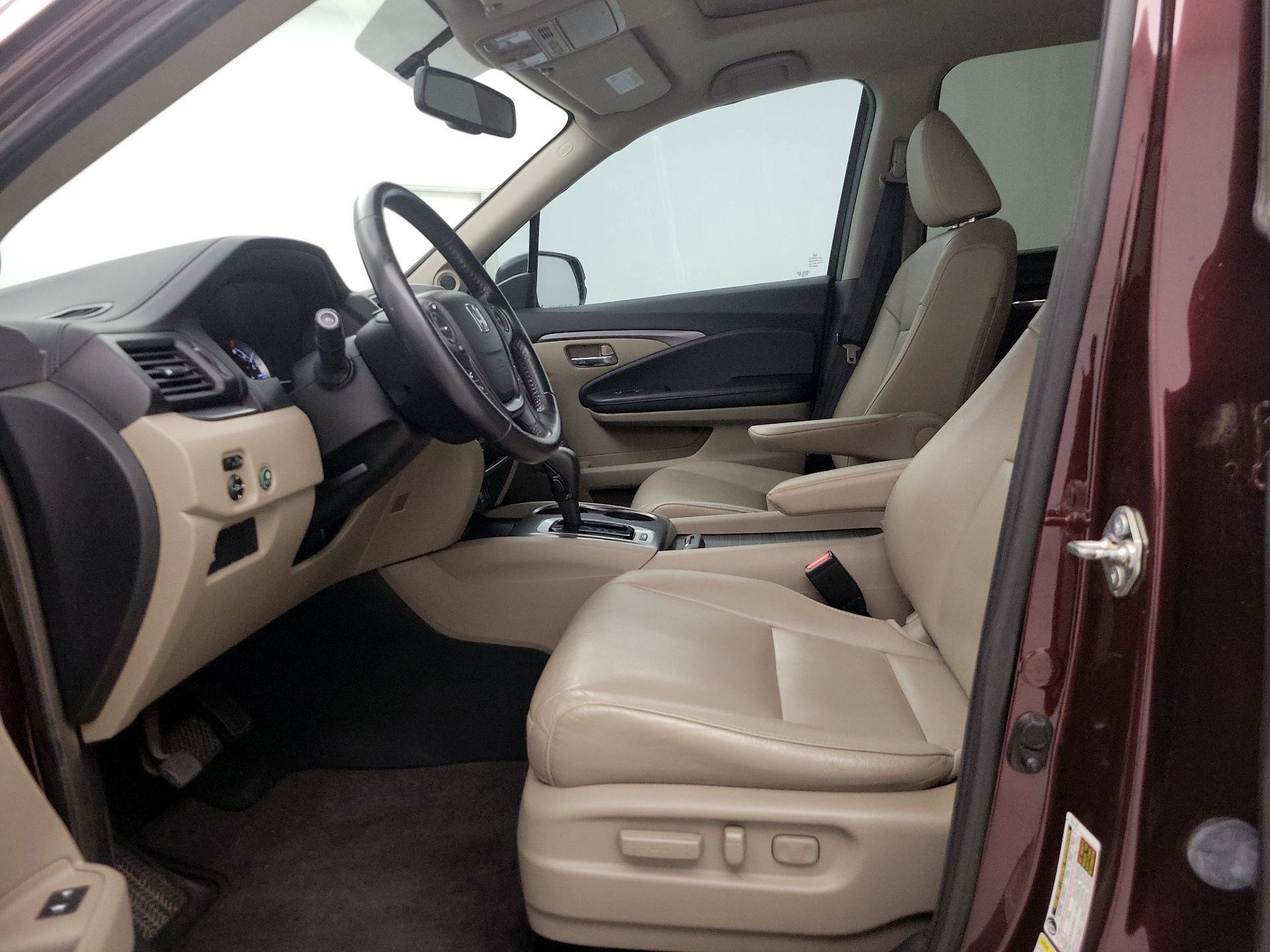 Thumbnail: 2016 Honda Pilot - 11