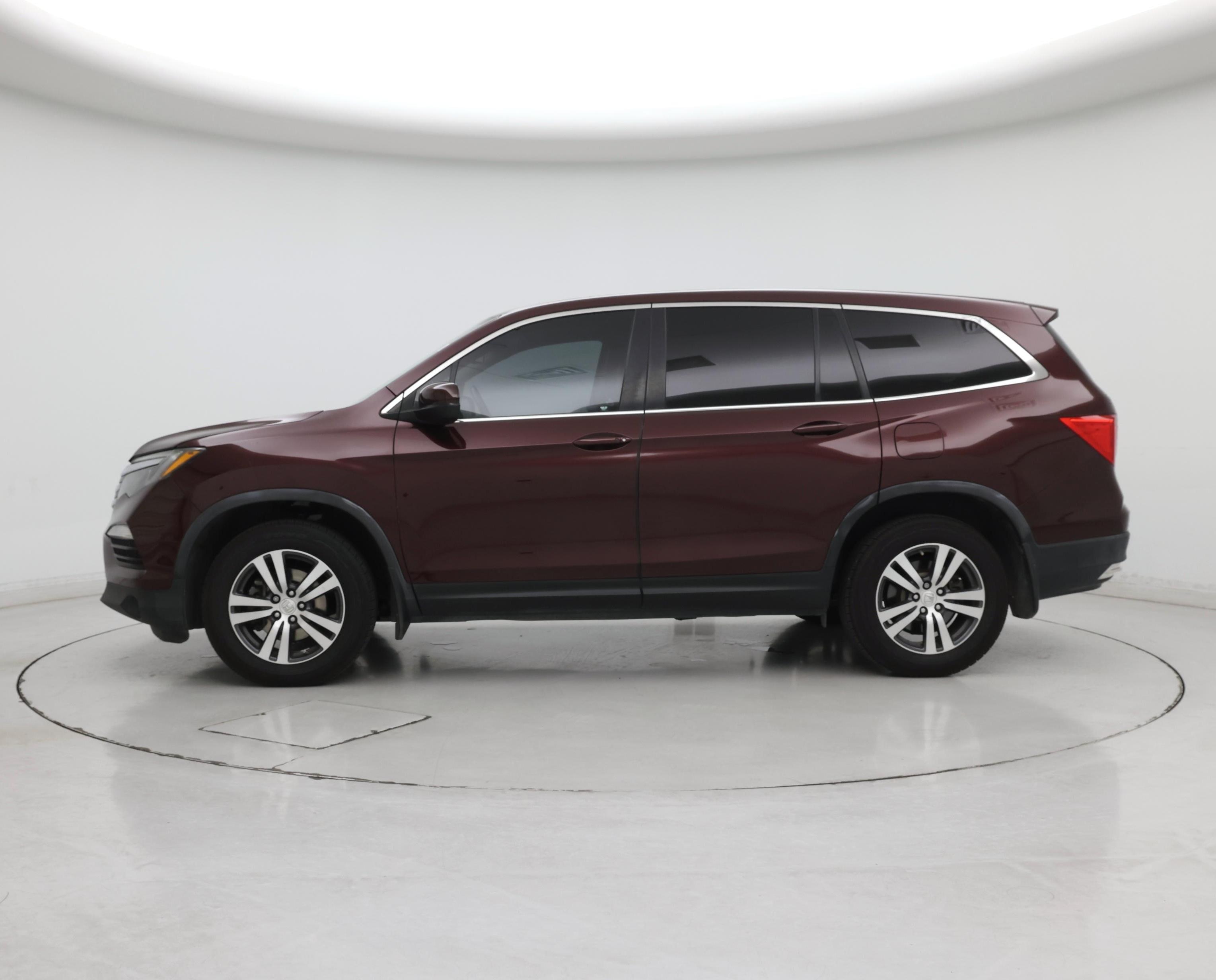 Thumbnail: 2016 Honda Pilot - 3