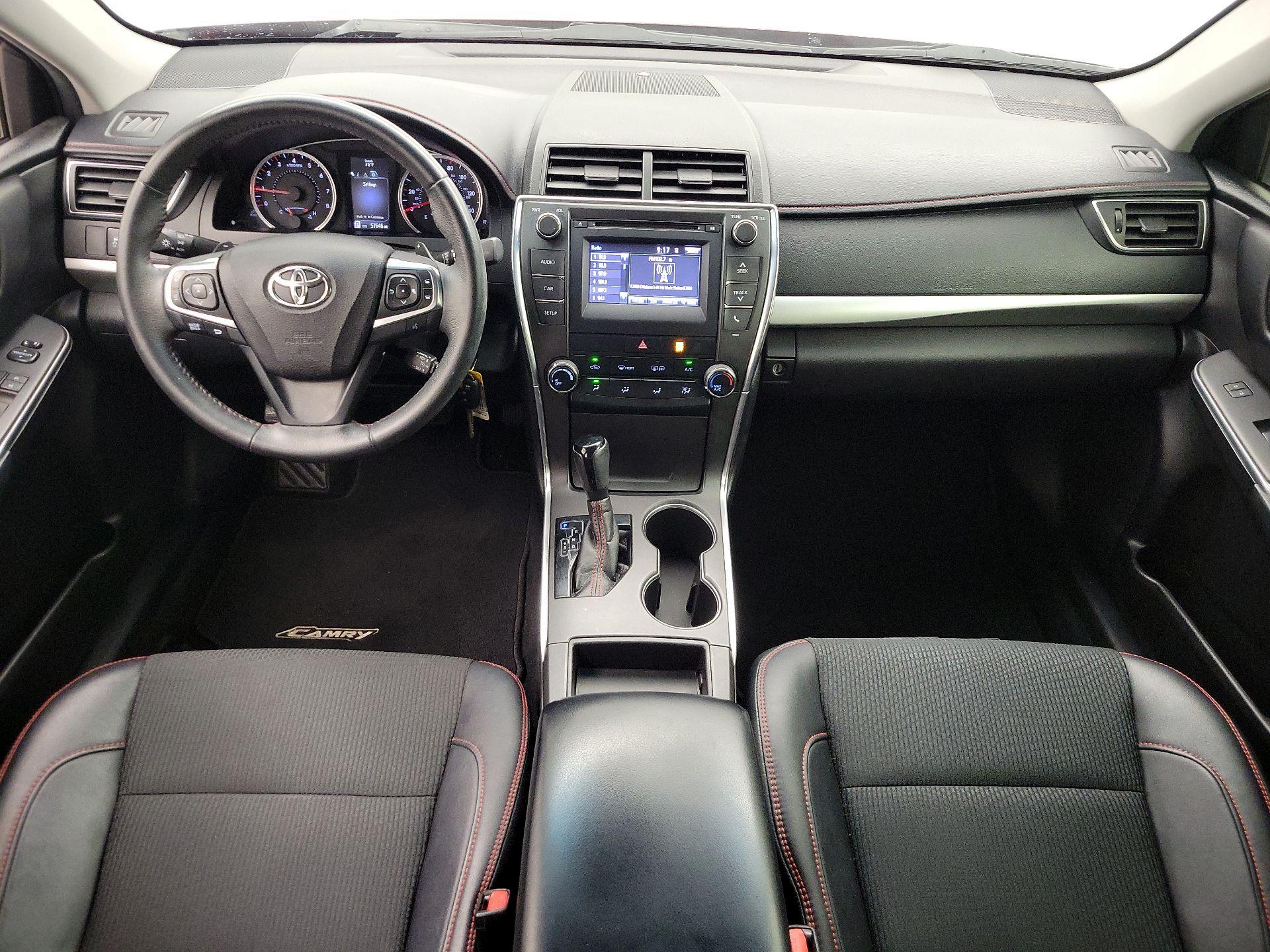Thumbnail: 2017 Toyota Camry - 9