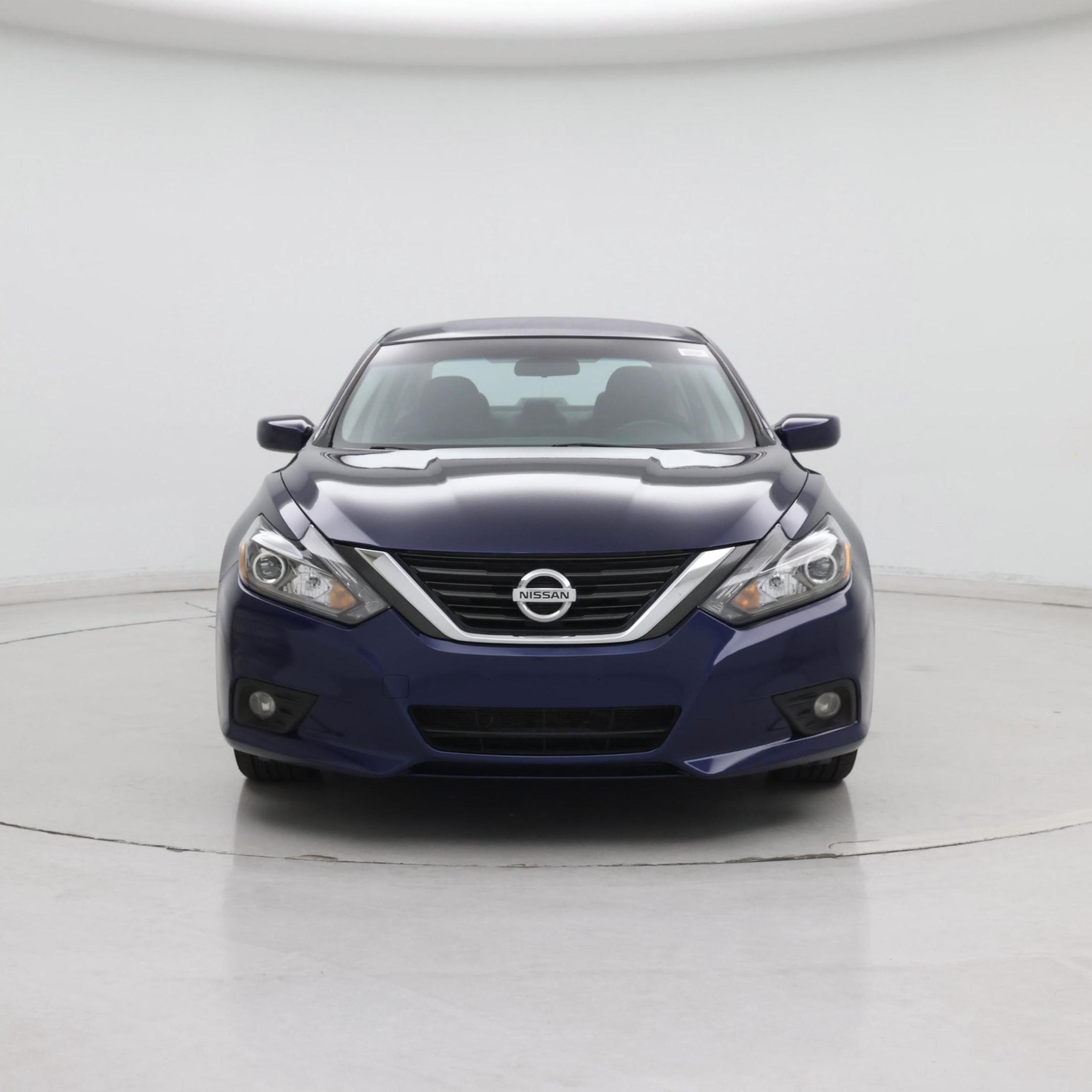 Thumbnail: 2016 Nissan Altima - 5