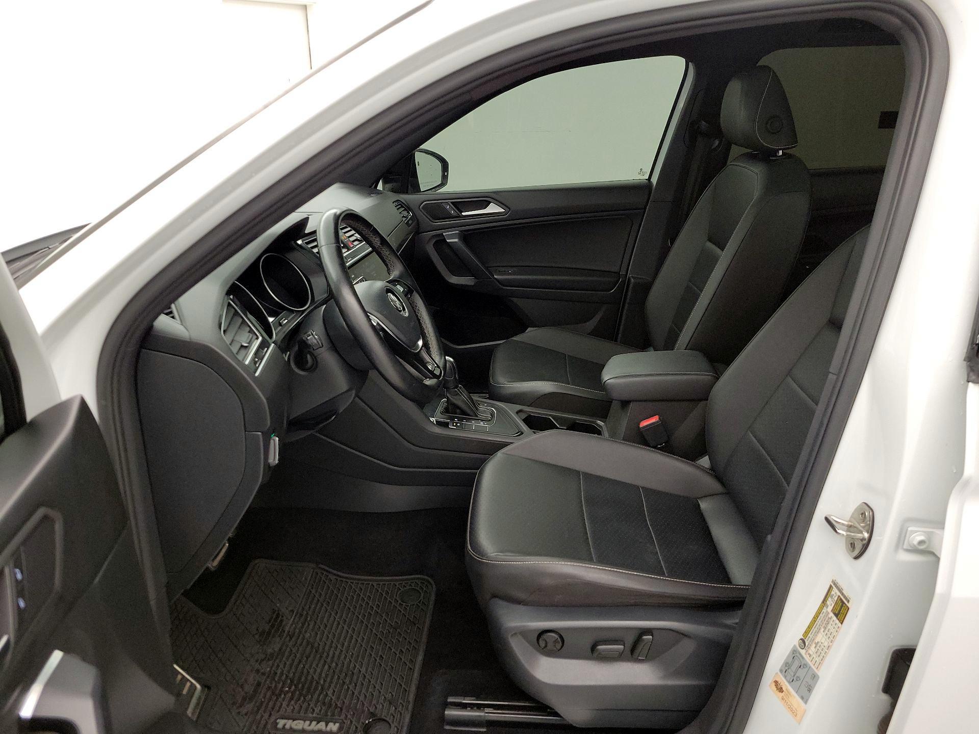 Thumbnail: 2021 Volkswagen Tiguan - 11