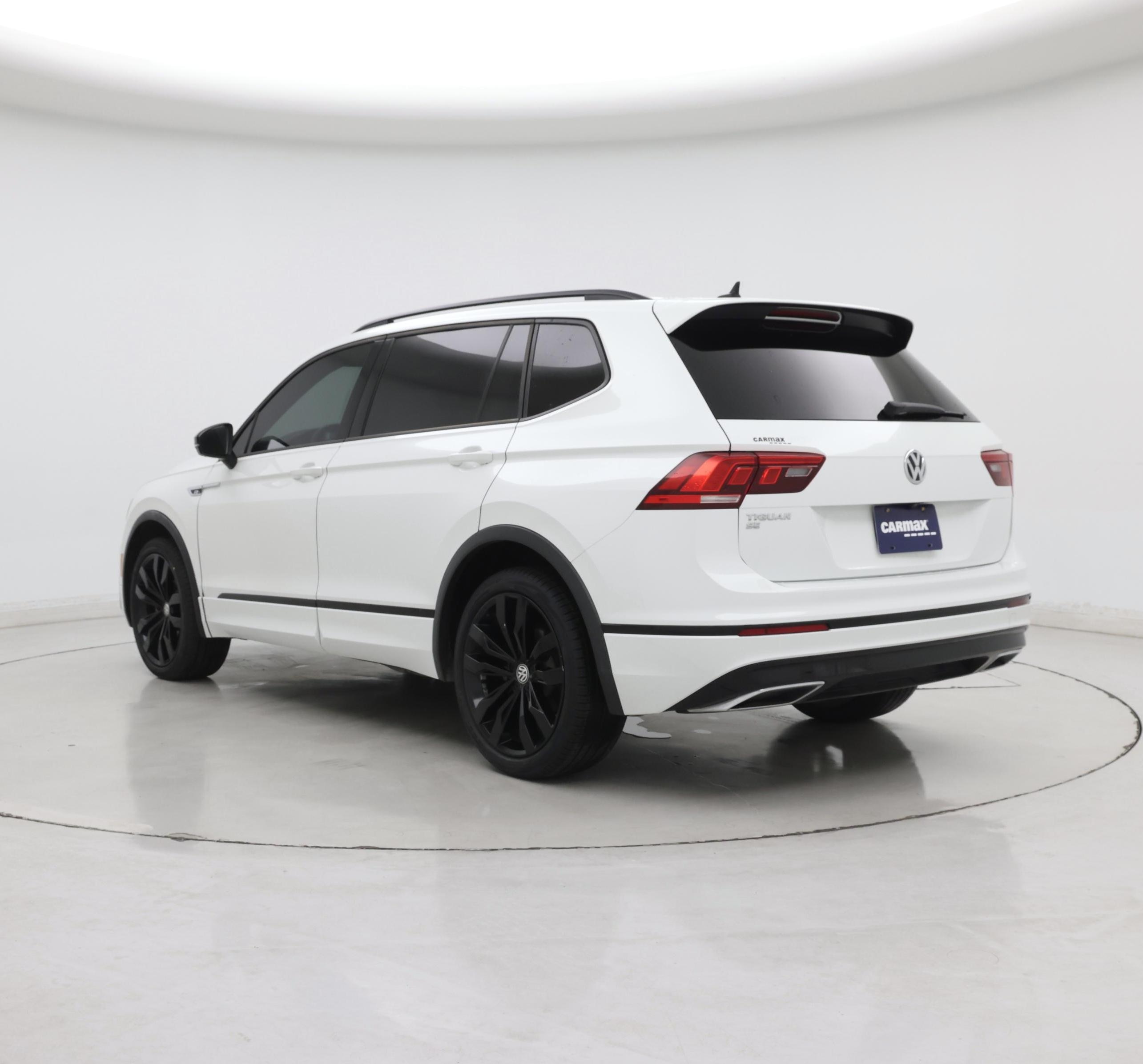 Thumbnail: 2021 Volkswagen Tiguan - 2