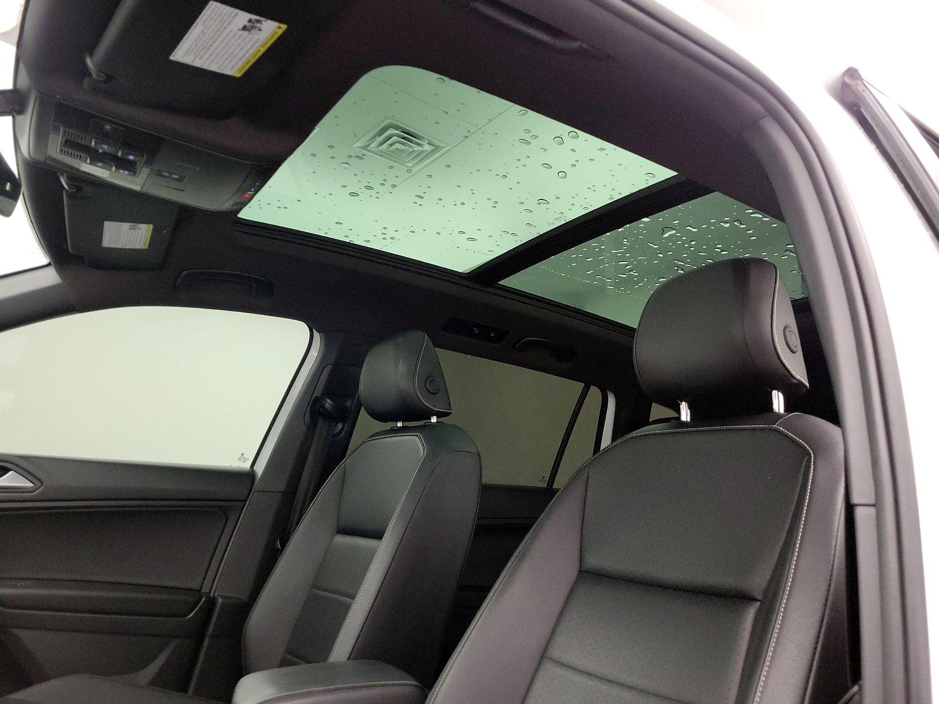 Thumbnail: 2021 Volkswagen Tiguan - 19