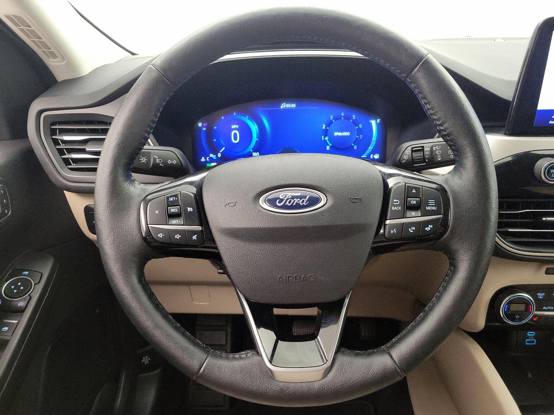 Thumbnail: 2021 Ford Escape - 10