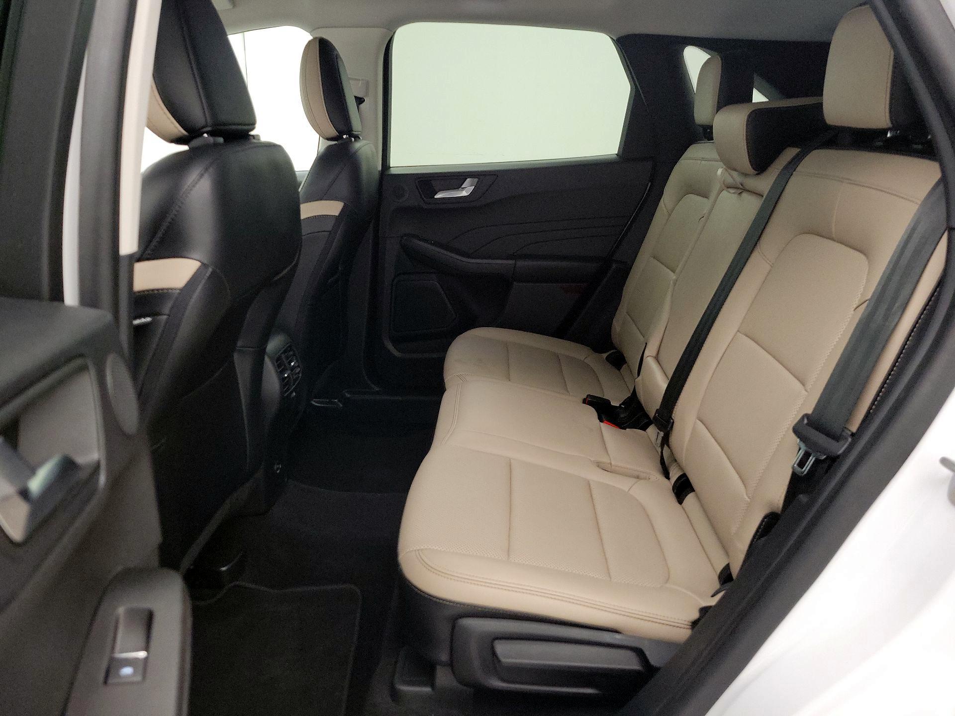 Thumbnail: 2021 Ford Escape - 19