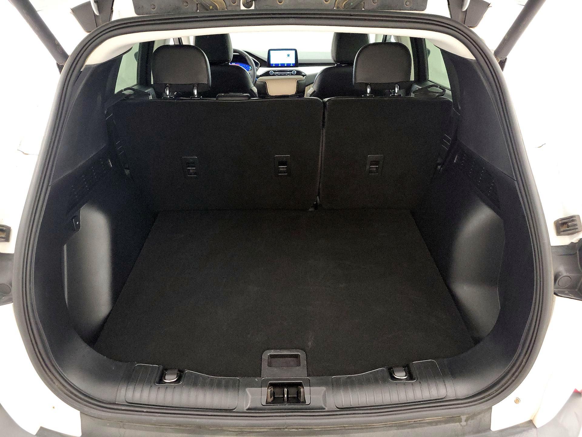 Thumbnail: 2021 Ford Escape - 20