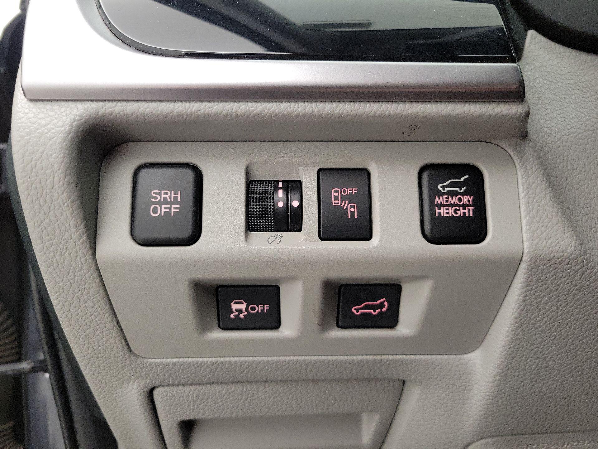 Thumbnail: 2017 Subaru Forester - 13